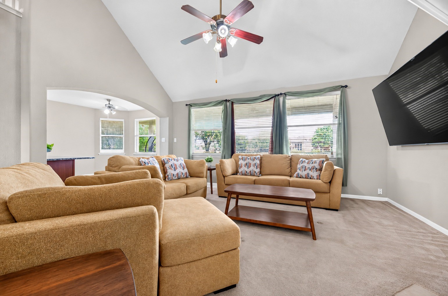 7731 Summer Shore Drive Property Photo 11