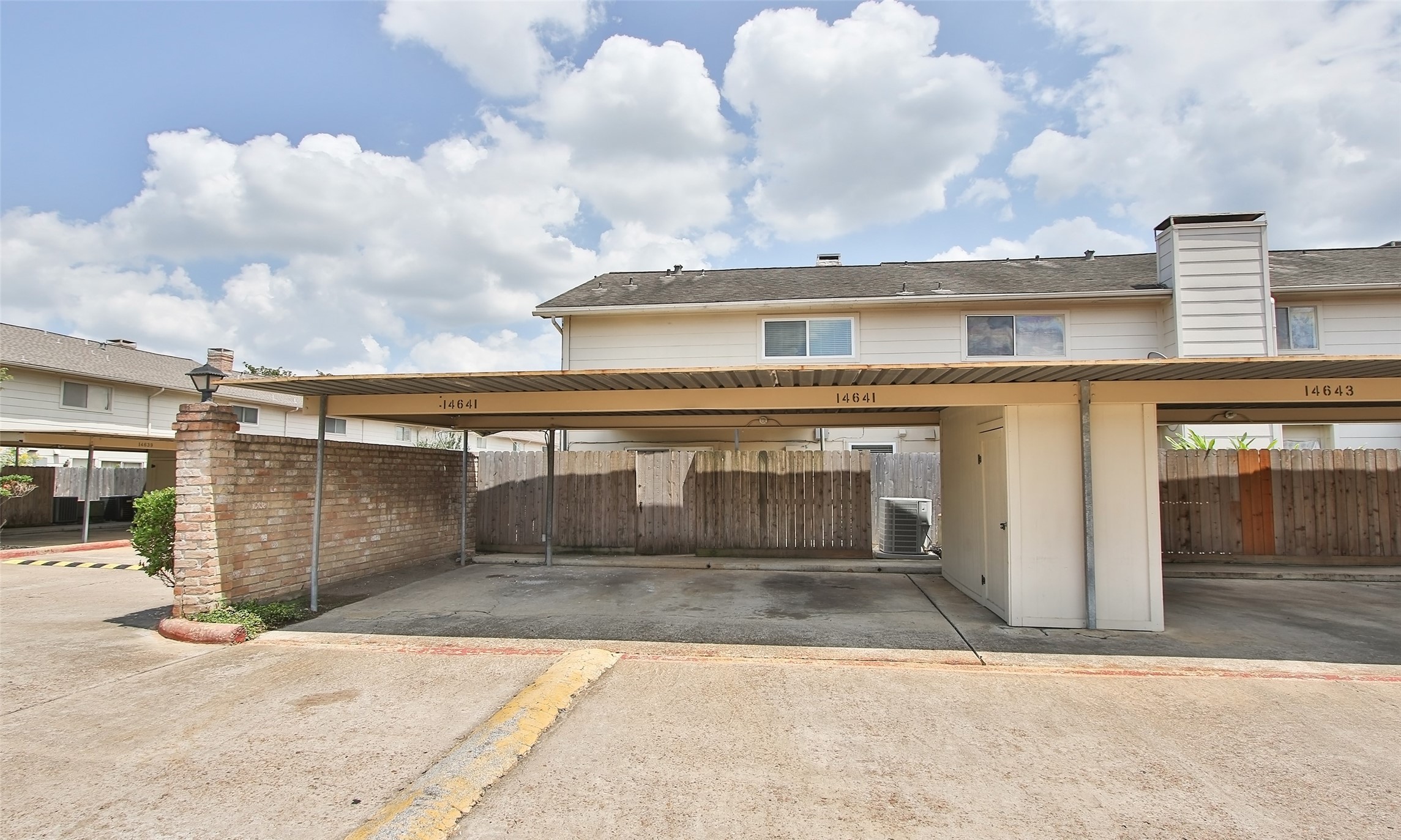 14641 Perthshire Road Property Photo 42