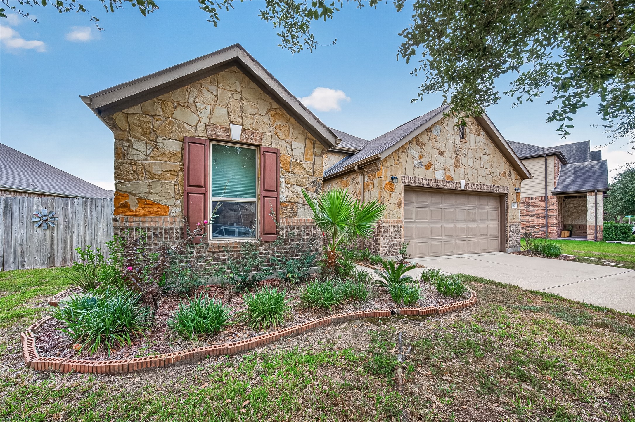 8146 Briscoe Foster Crossing Property Photo 2