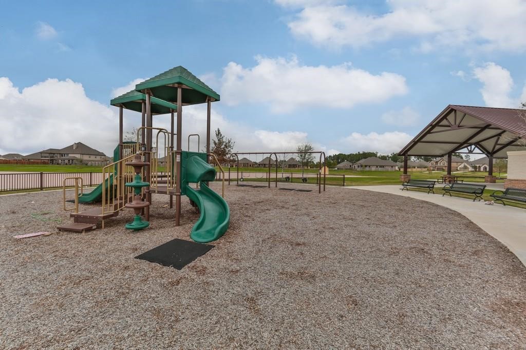 8146 Briscoe Foster Crossing Property Photo 23