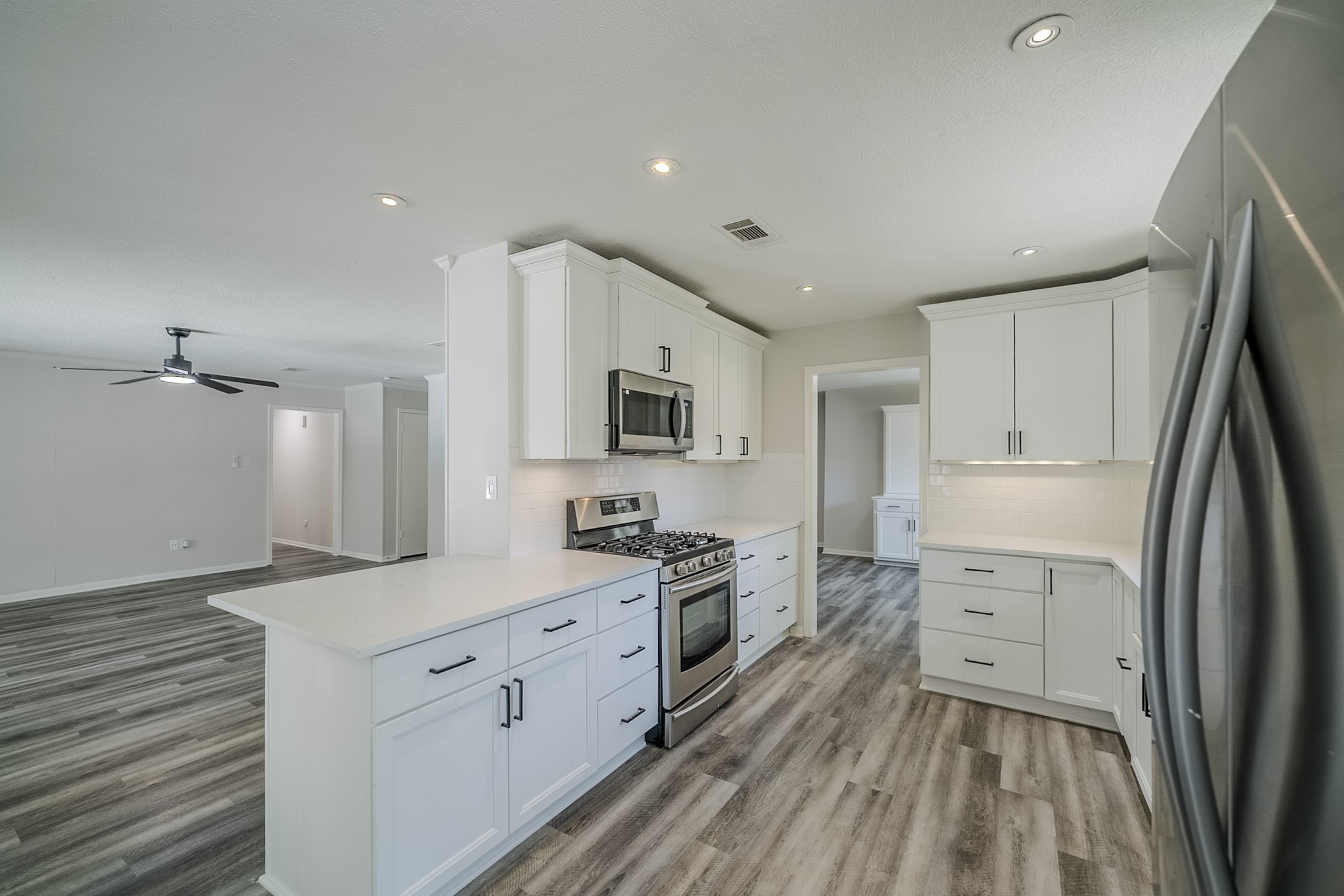 3218 Cypress Point Drive Property Photo 5