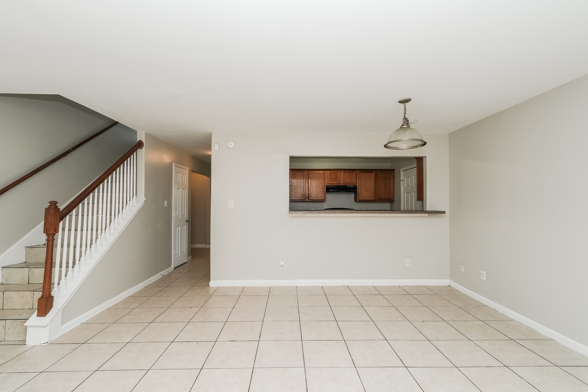 2920 La Estancia Lane Property Photo 5