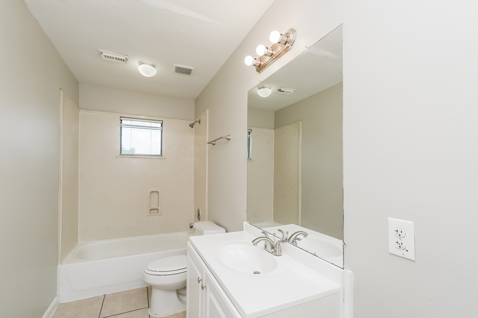 2920 La Estancia Lane Property Photo 16