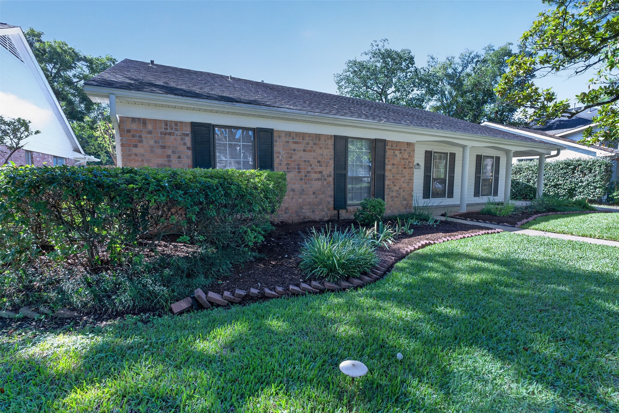 12507 Kingsride Lane Property Photo 3