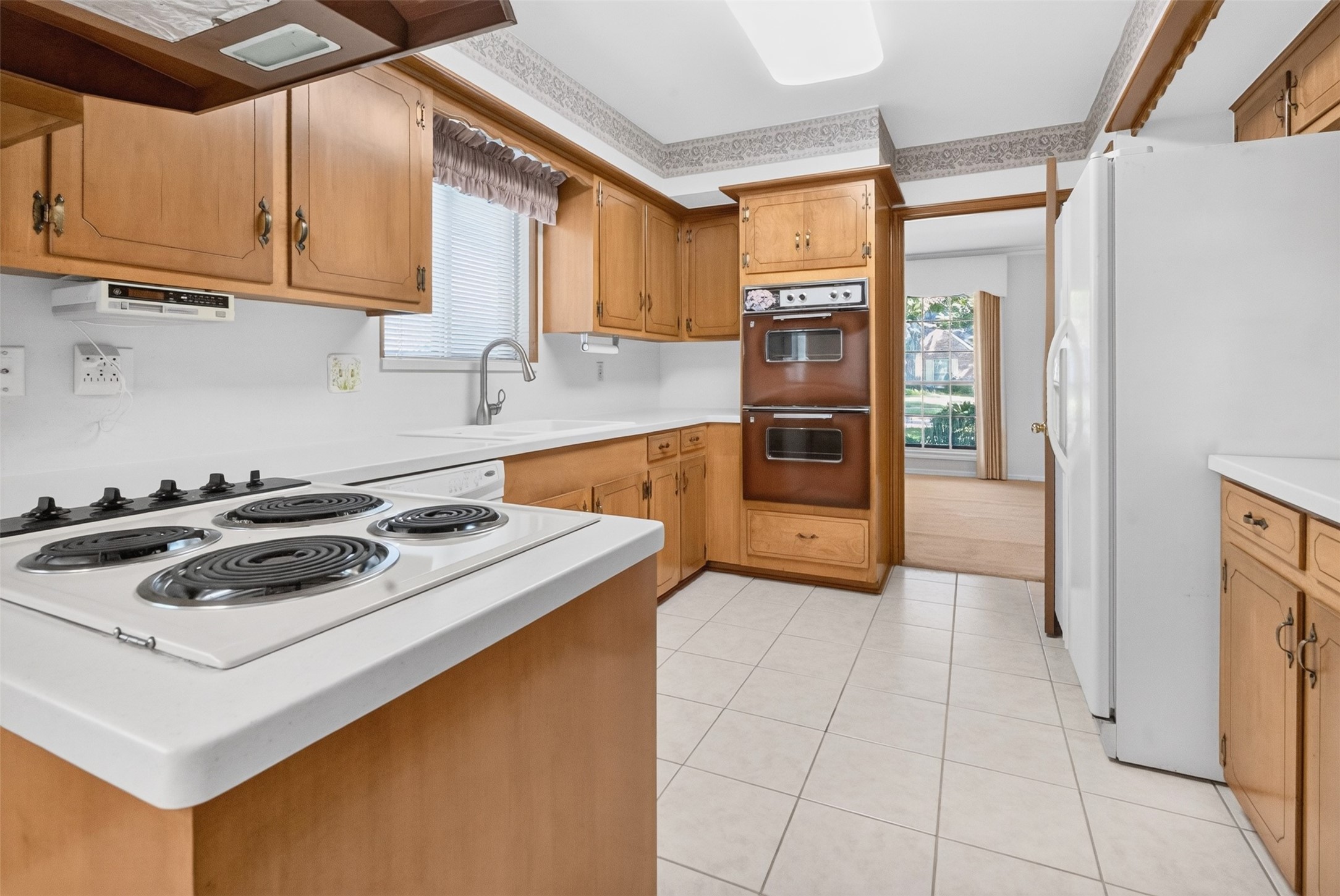12507 Kingsride Lane Property Photo 8