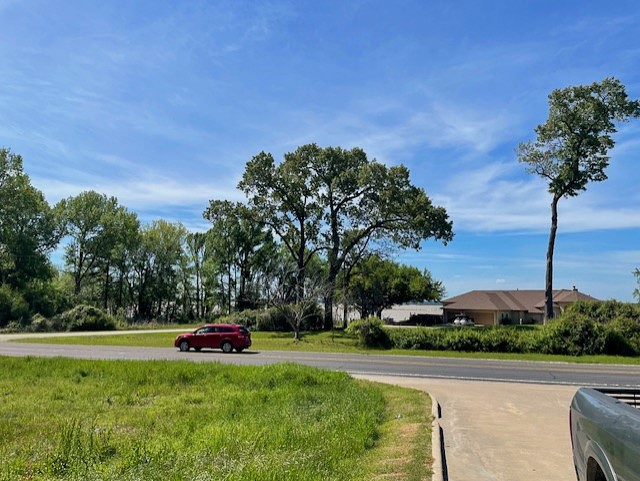 8763 Fm 356 Property Photo 9