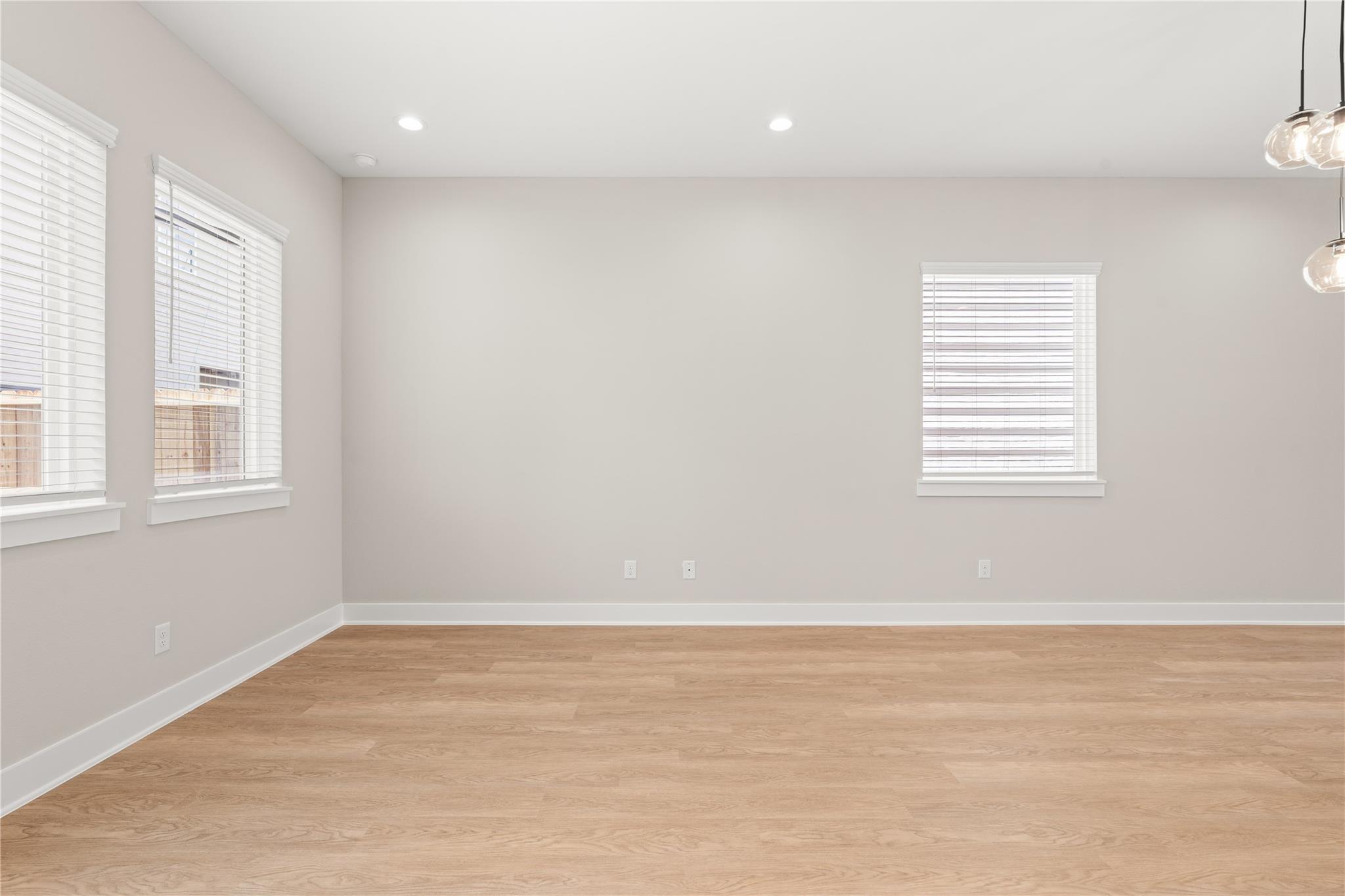 5925 Wheatley Lane Property Photo 9