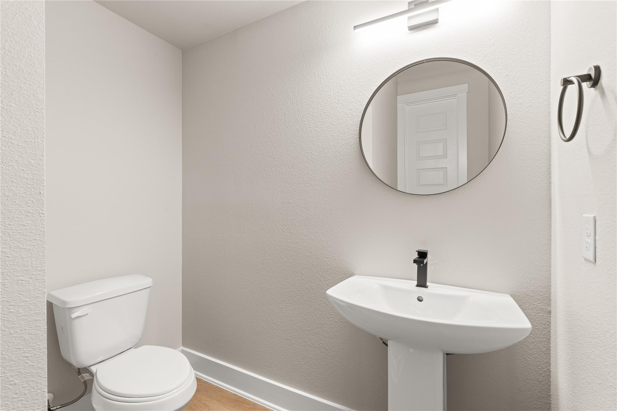 5925 Wheatley Lane Property Photo 16