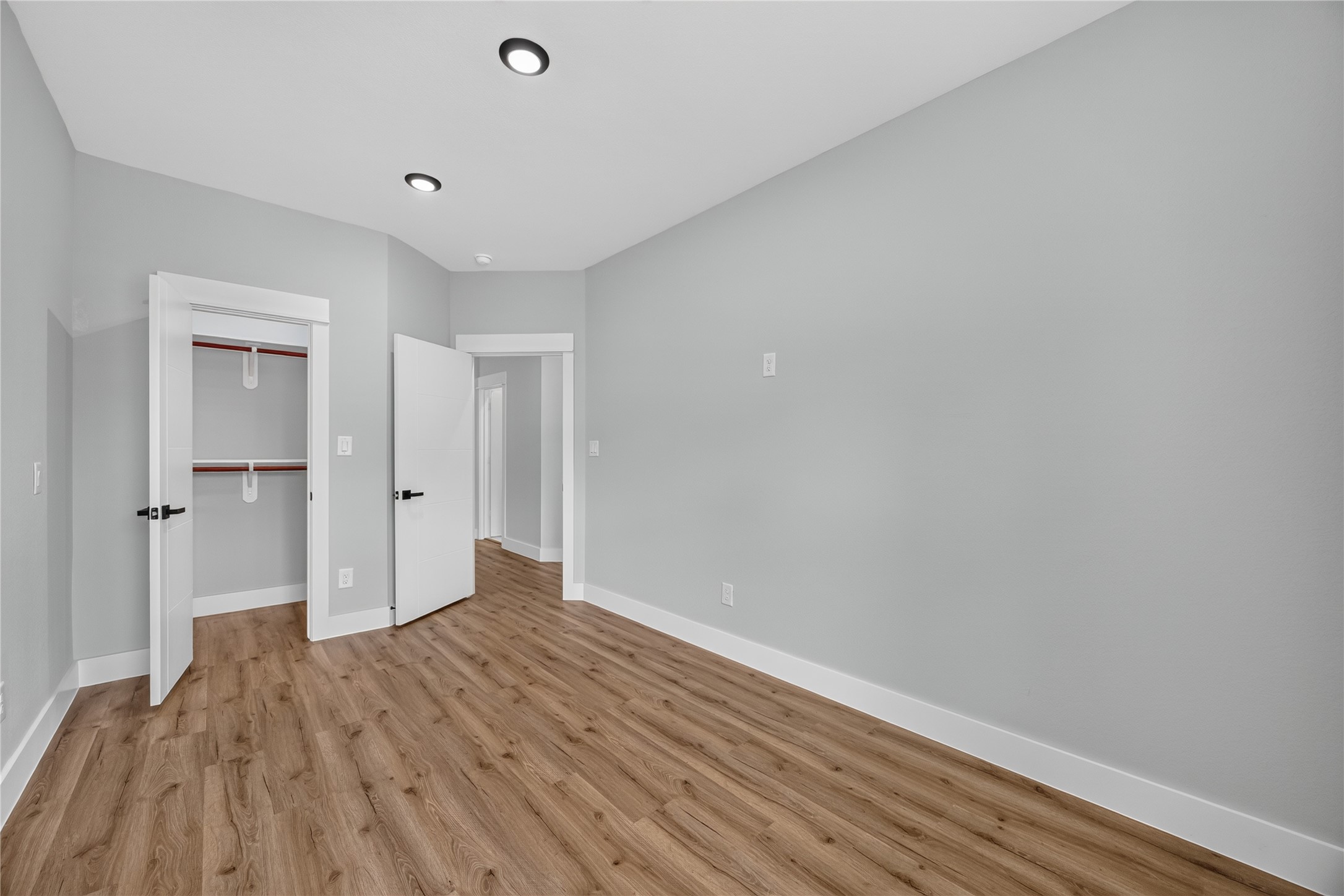 1836 Ferguson Way Street B Property Photo 10