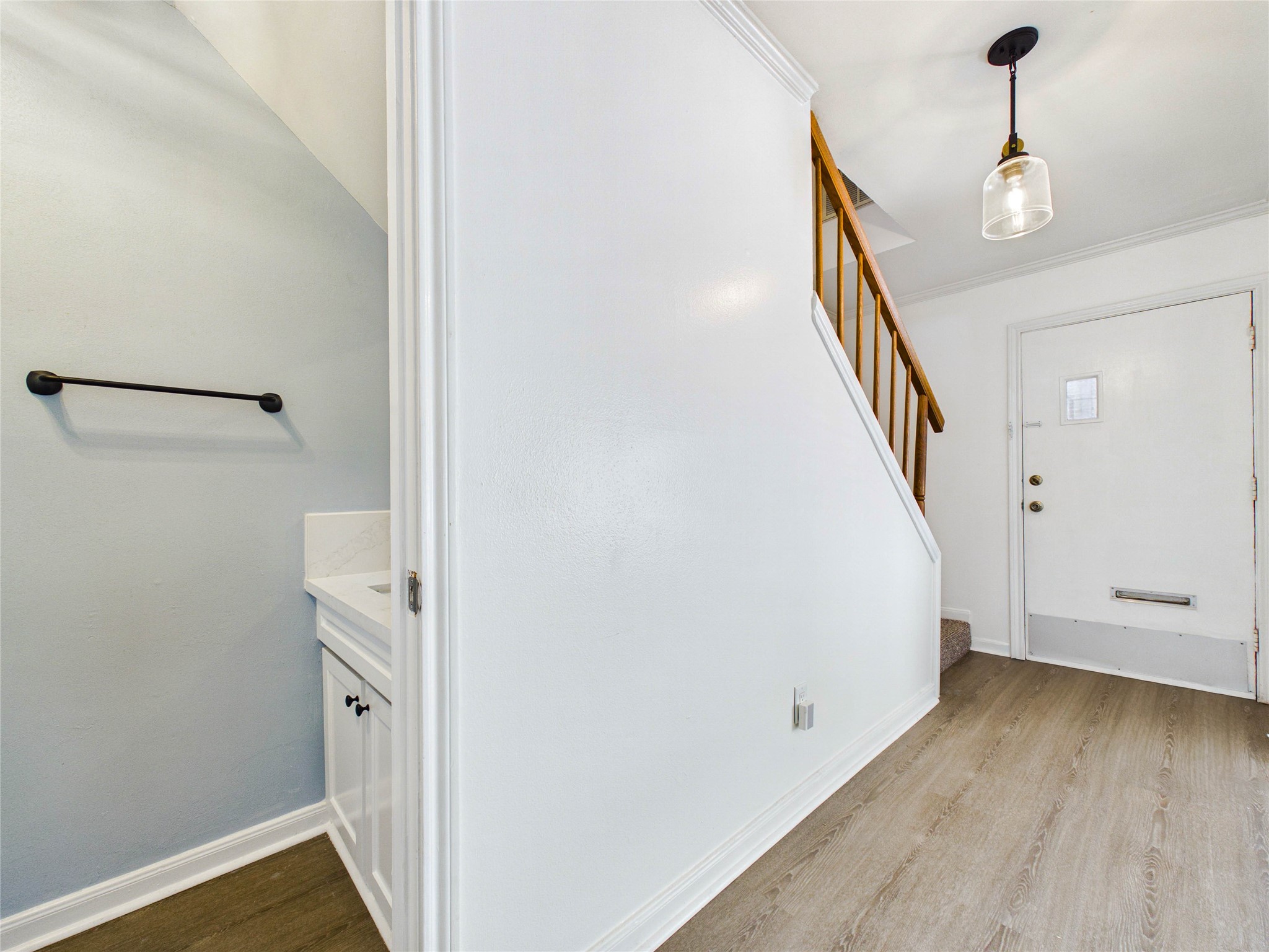 1219 Saxony Lane Property Photo 6