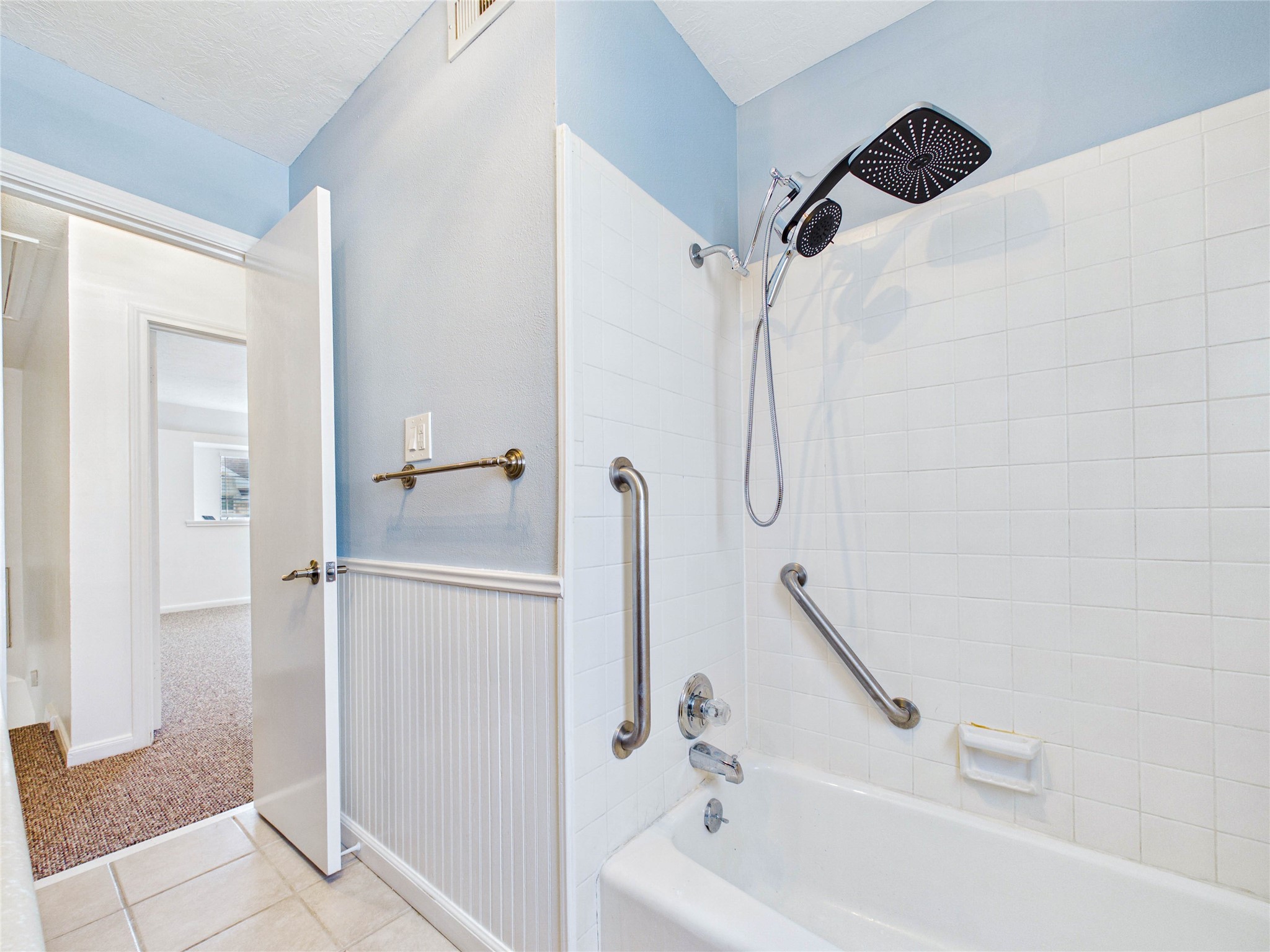 1219 Saxony Lane Property Photo 14