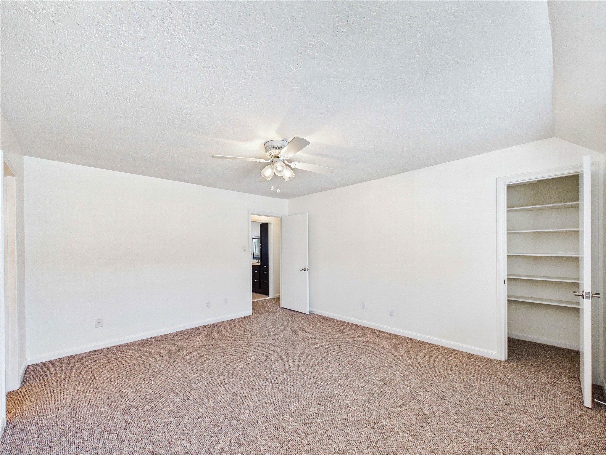 1219 Saxony Lane Property Photo 20