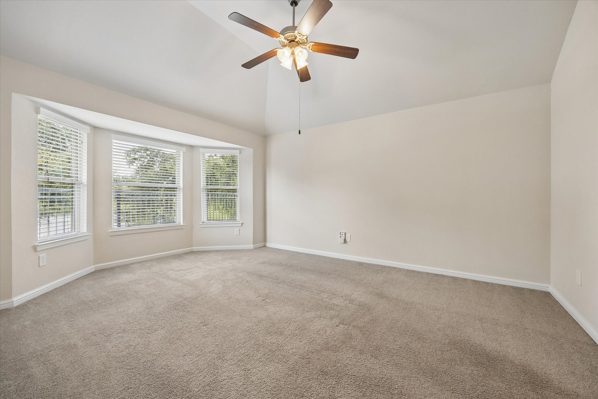 18219 Alora Springs Trc Property Photo 12