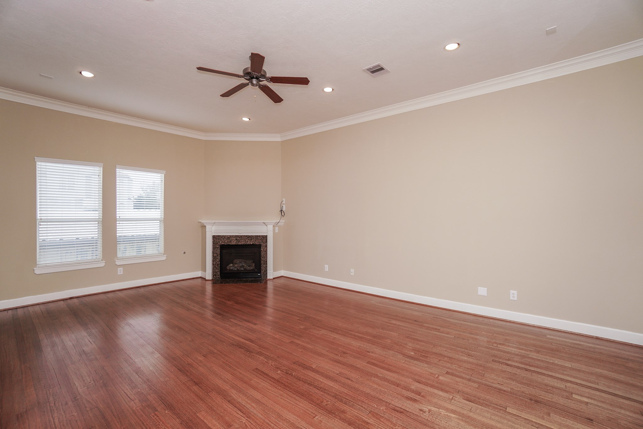 5730 Kansas Street B Property Photo 7