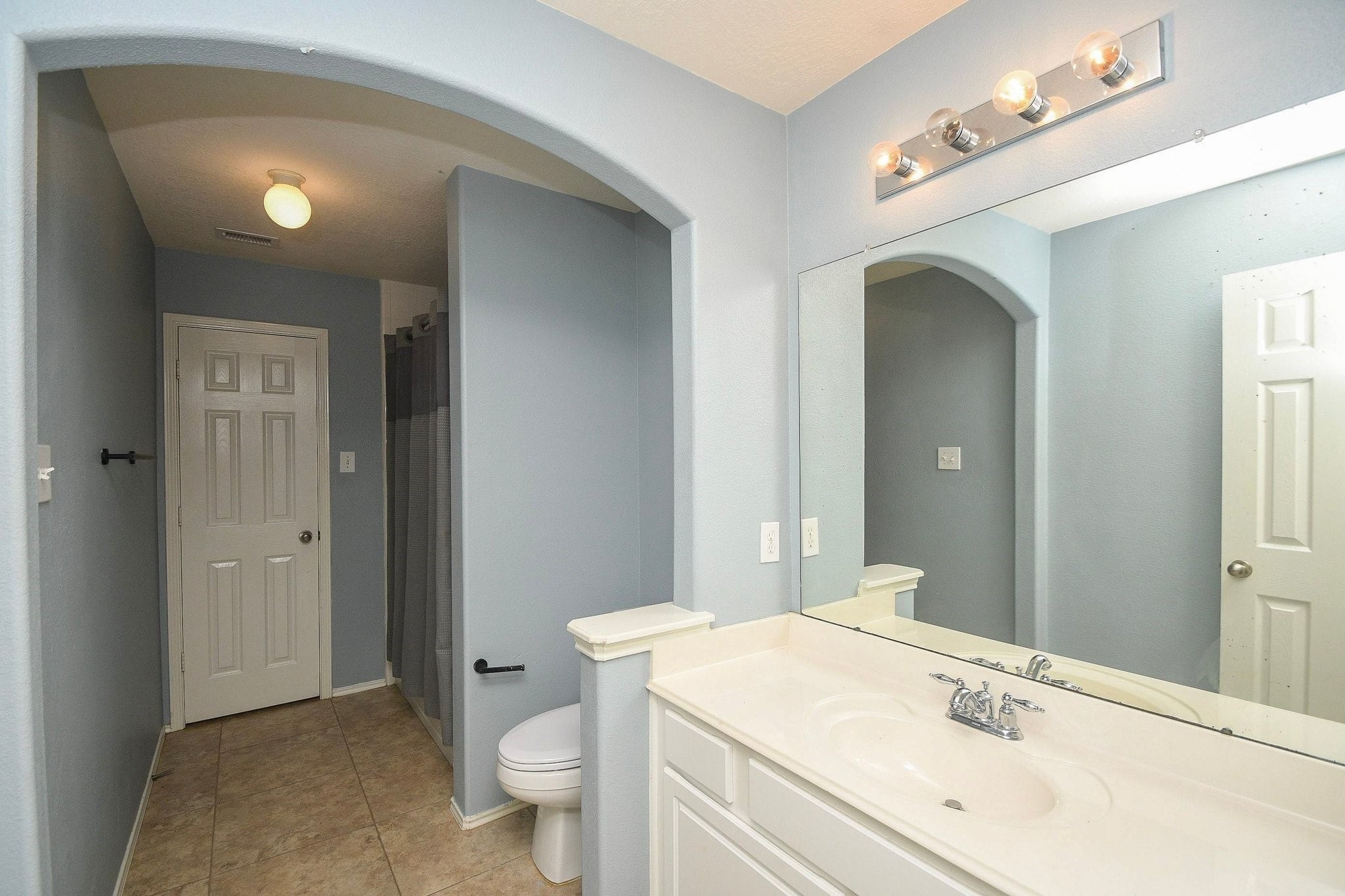 5010 Bridgevalley Court Property Photo 15