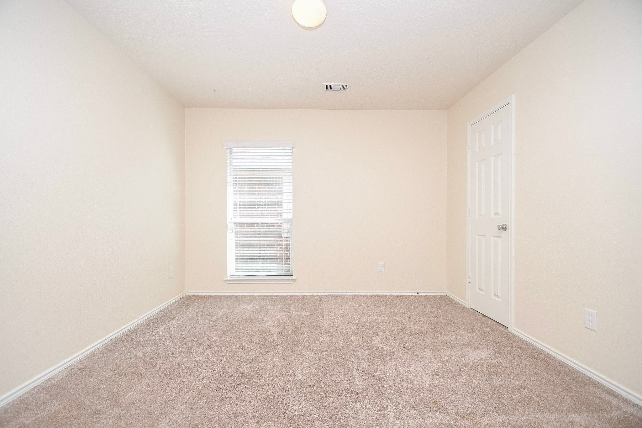 5010 Bridgevalley Court Property Photo 17