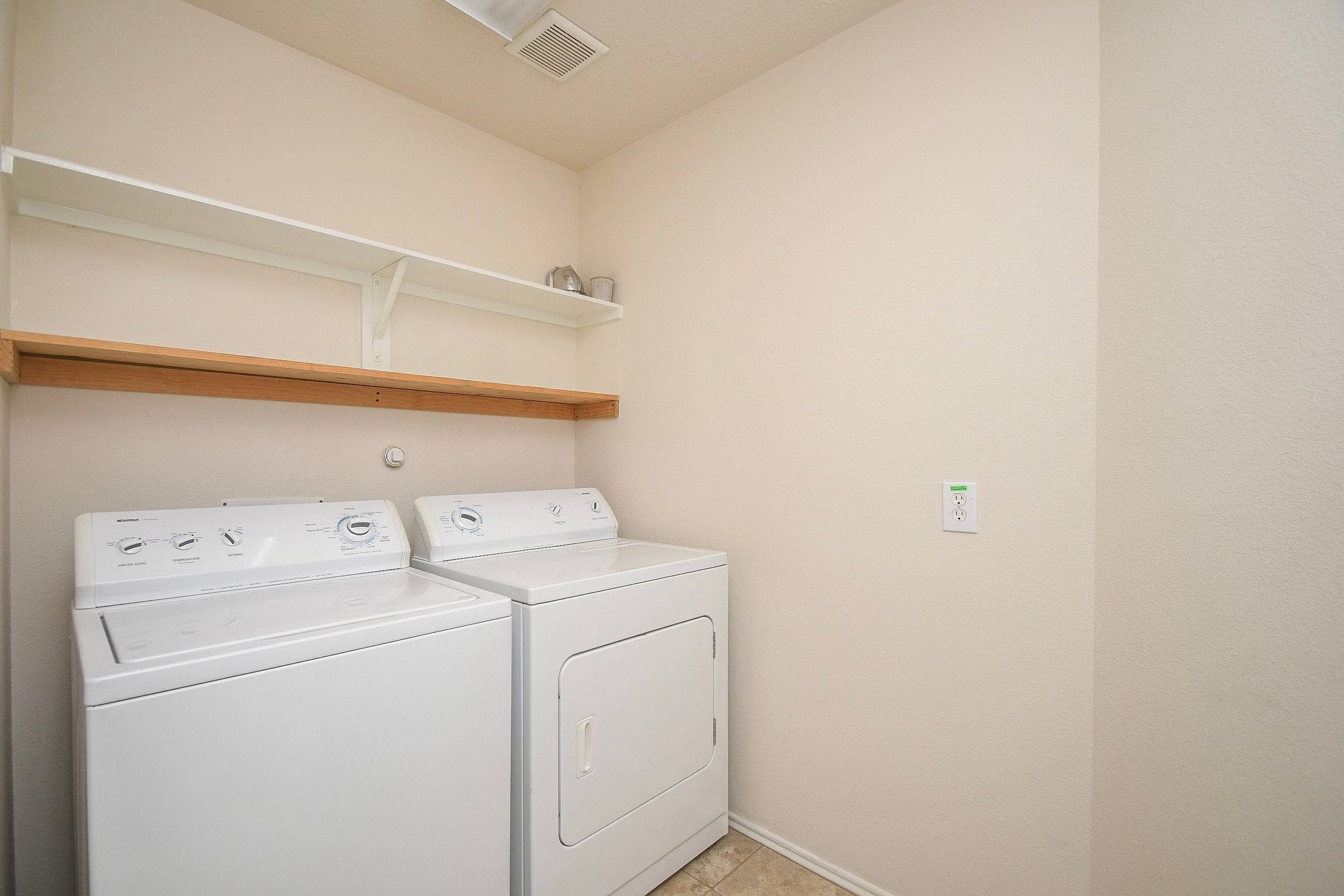 5010 Bridgevalley Court Property Photo 26