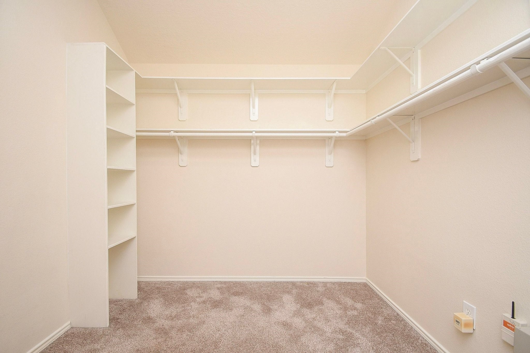 5010 Bridgevalley Court Property Photo 27