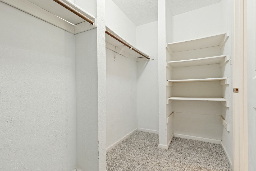 8214 Pine Falls Drive Property Photo 17