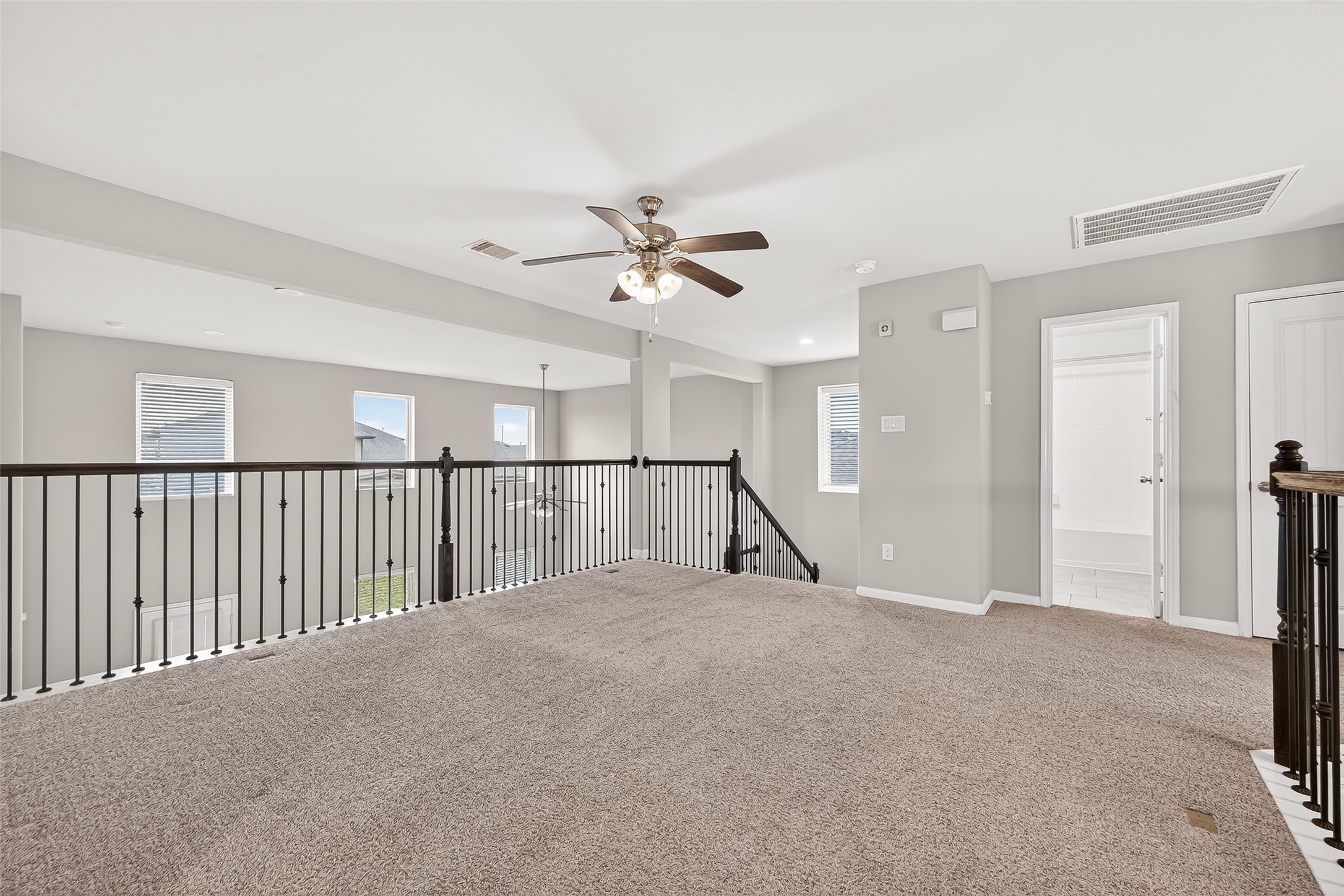 18343 Stablewood Manor Trail Property Photo 32