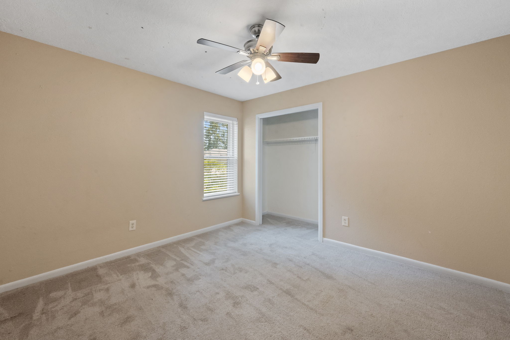 408 Foxmeadow Lane Property Photo 17