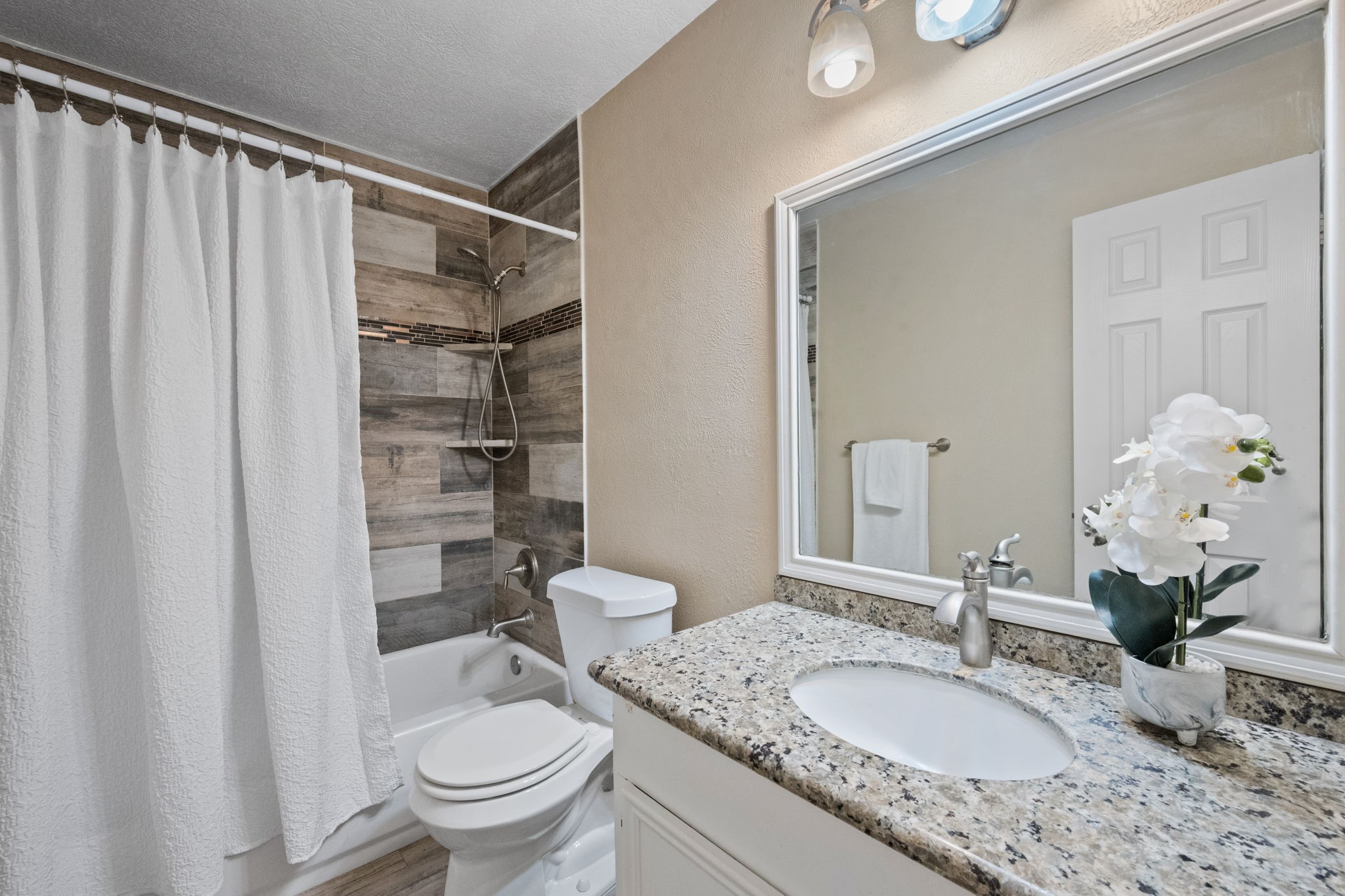 408 Foxmeadow Lane Property Photo 19