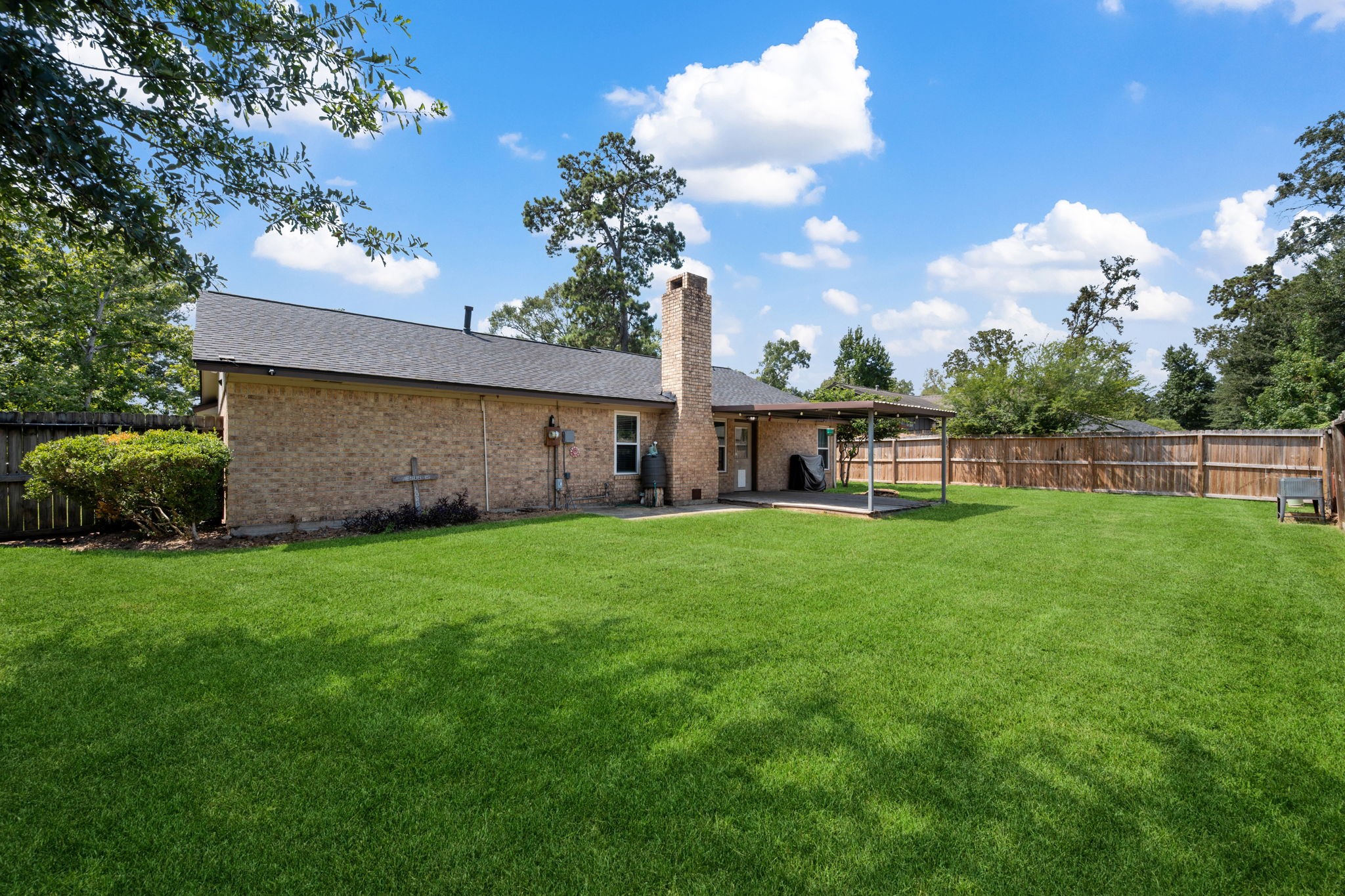 408 Foxmeadow Lane Property Photo 23