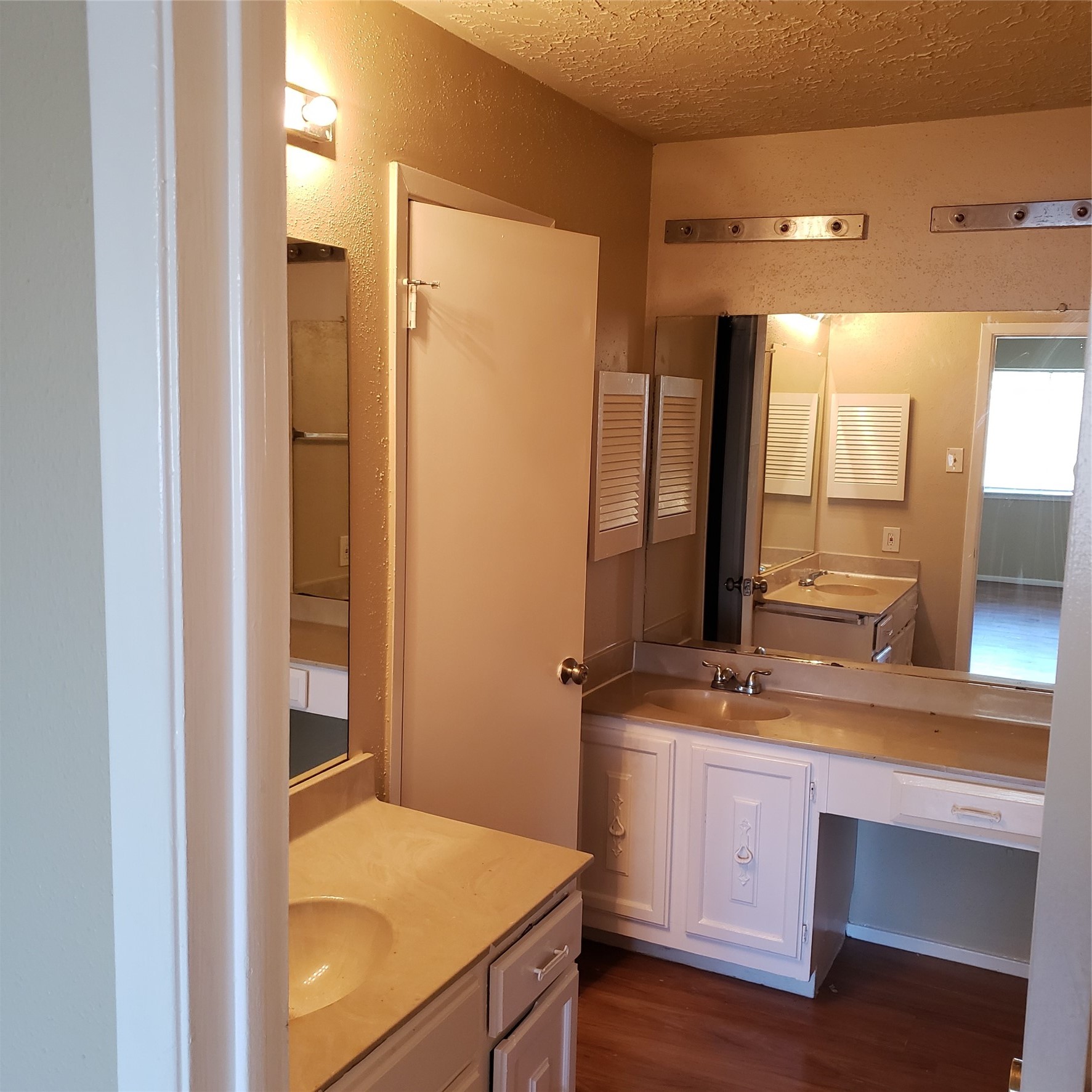 16734 Lost Quail Drive Property Photo 13