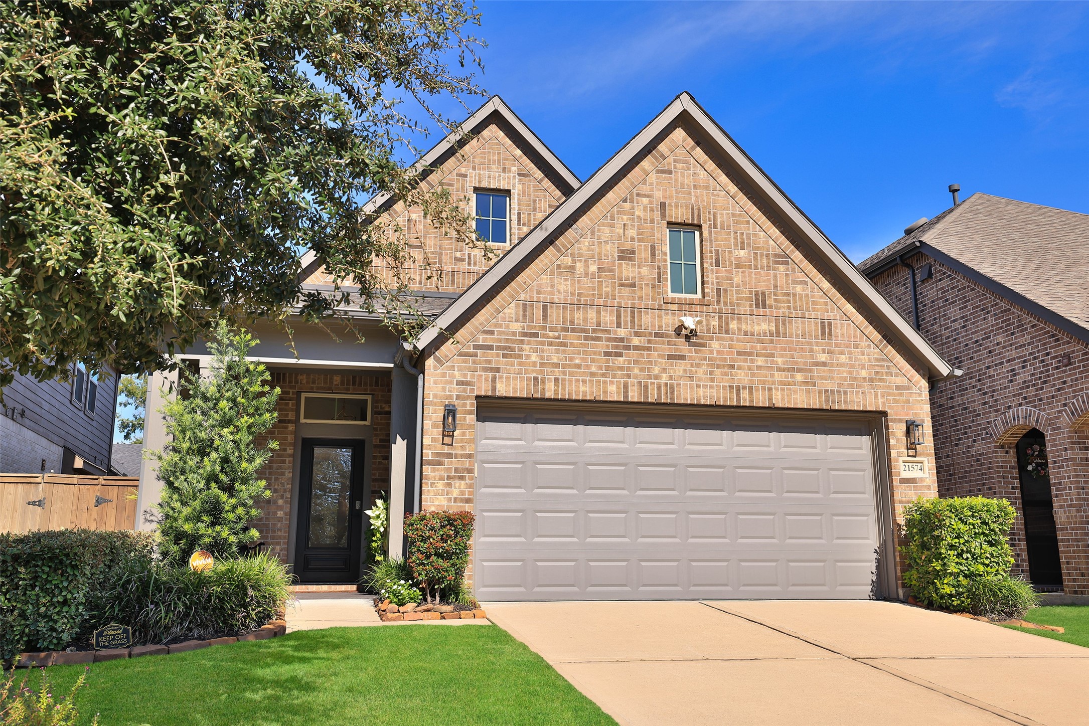 21574 Jordan Pond Ridge Property Photo 4