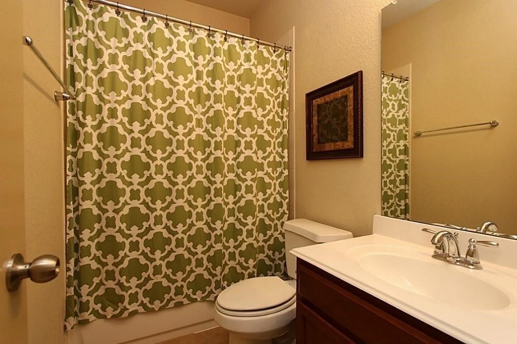 18907 Cove Pointe Dr Drive Property Photo 13