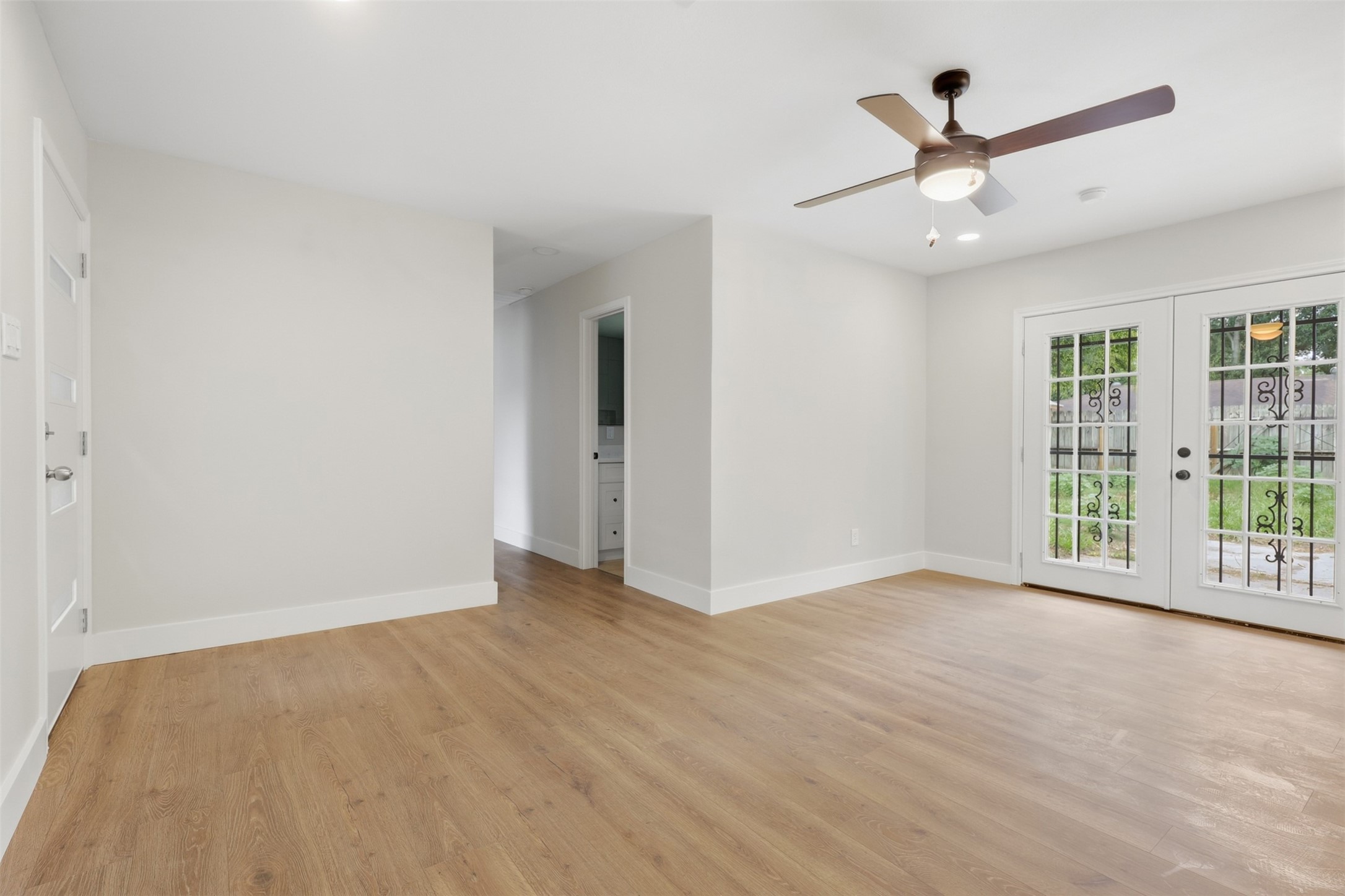 11839 Shady Meadow Street Property Photo 5
