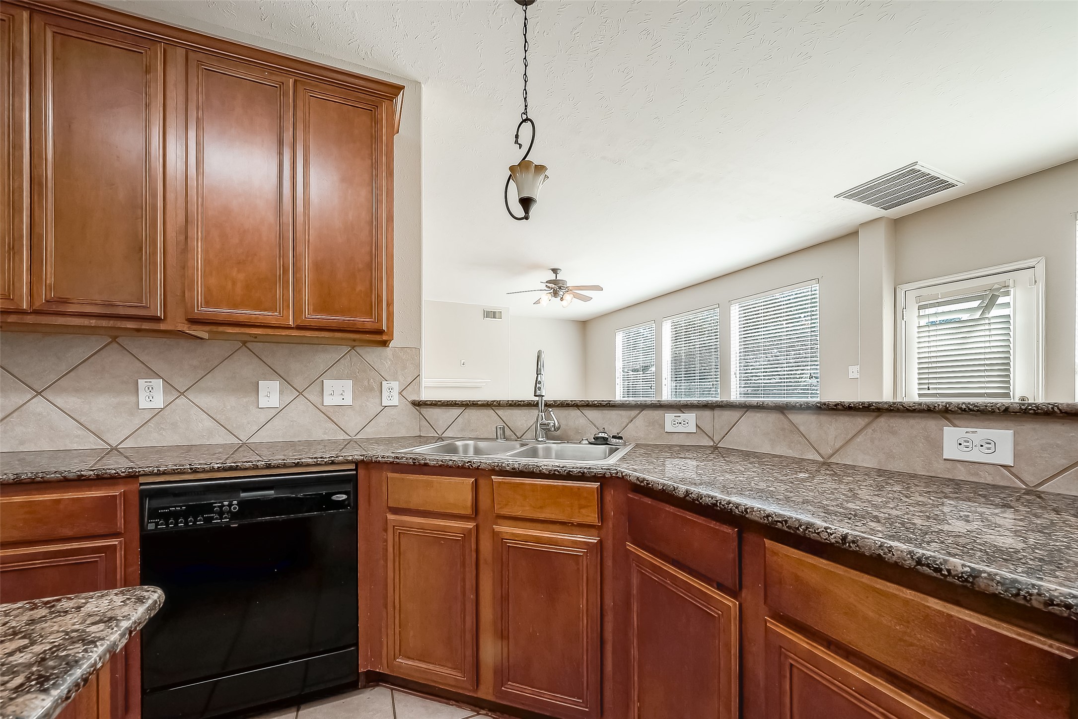 2118 Long Trail Path Court Property Photo 12