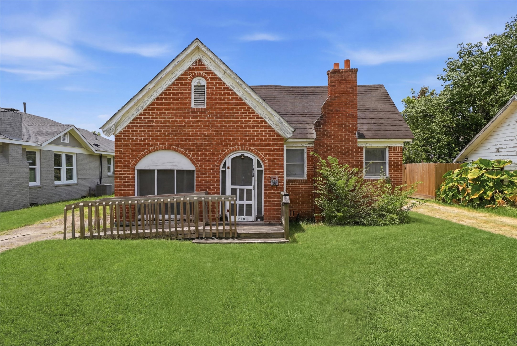 1518 Munger Street Property Photo 1