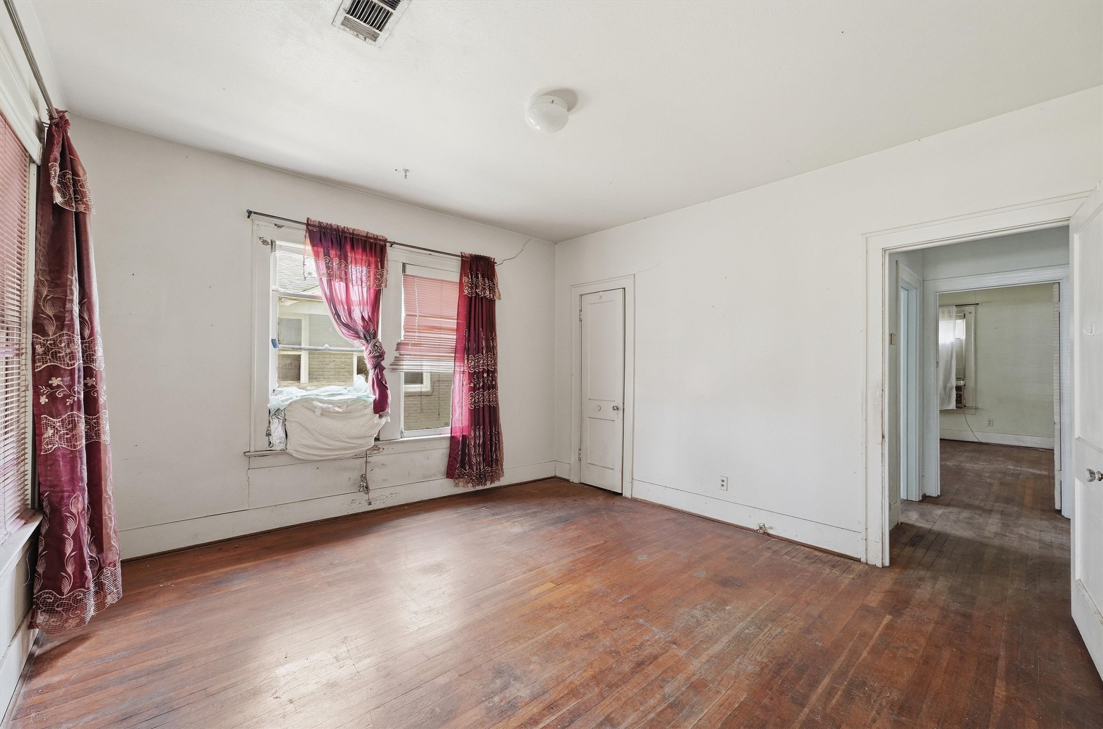 1518 Munger Street Property Photo 5