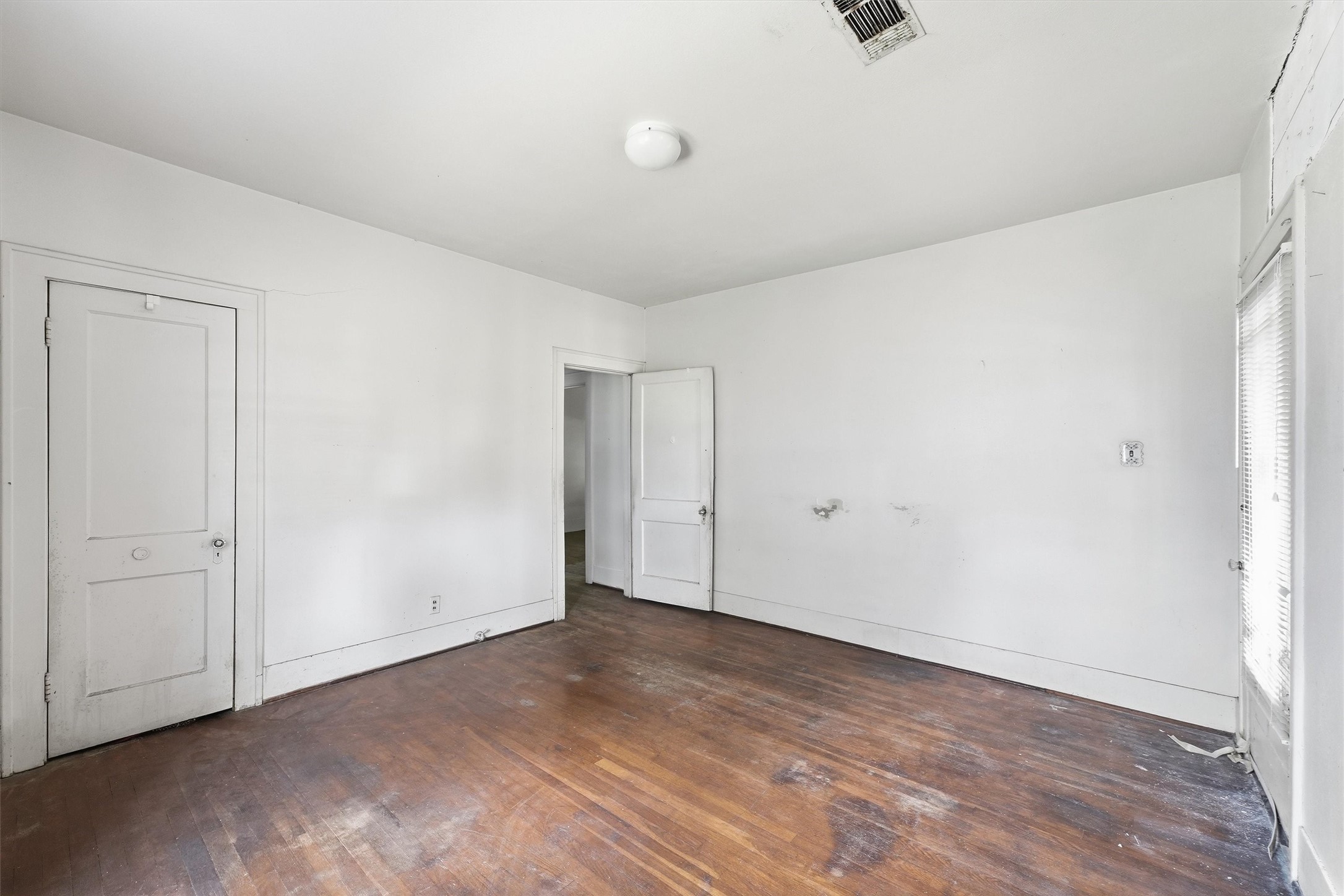 1518 Munger Street Property Photo 7