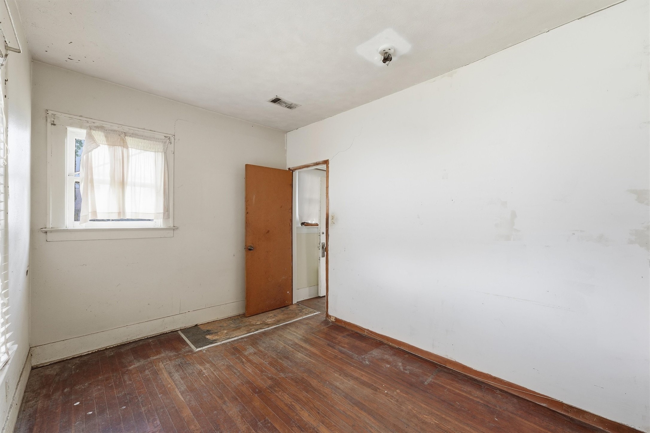 1518 Munger Street Property Photo 20