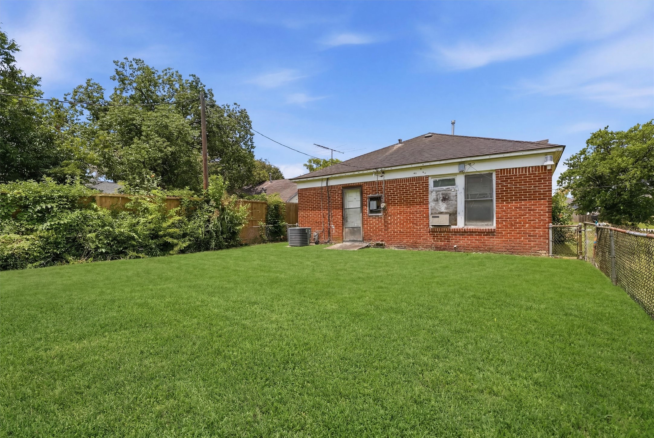1518 Munger Street Property Photo 27