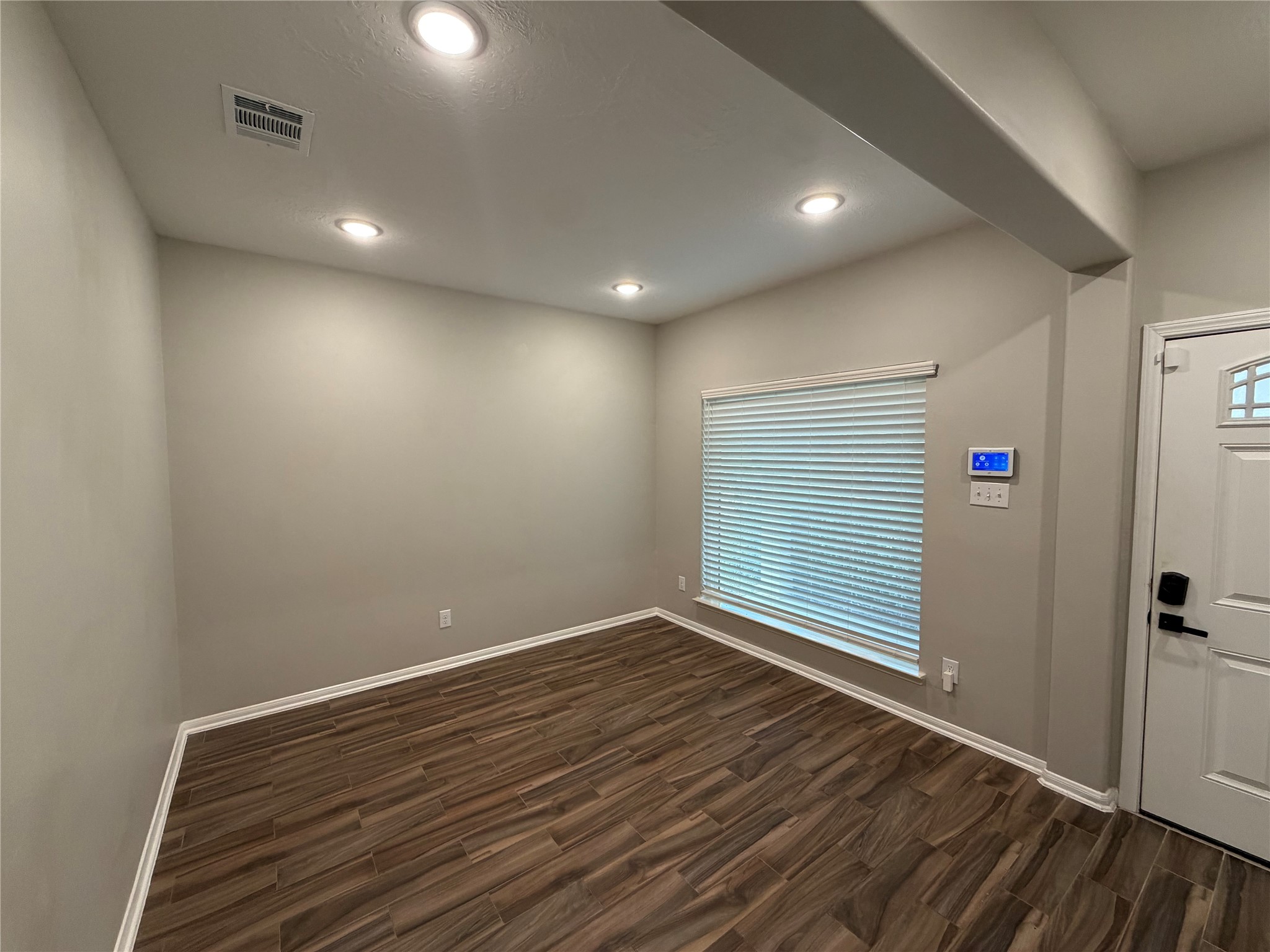 4123 Knollwick Court Property Photo 9