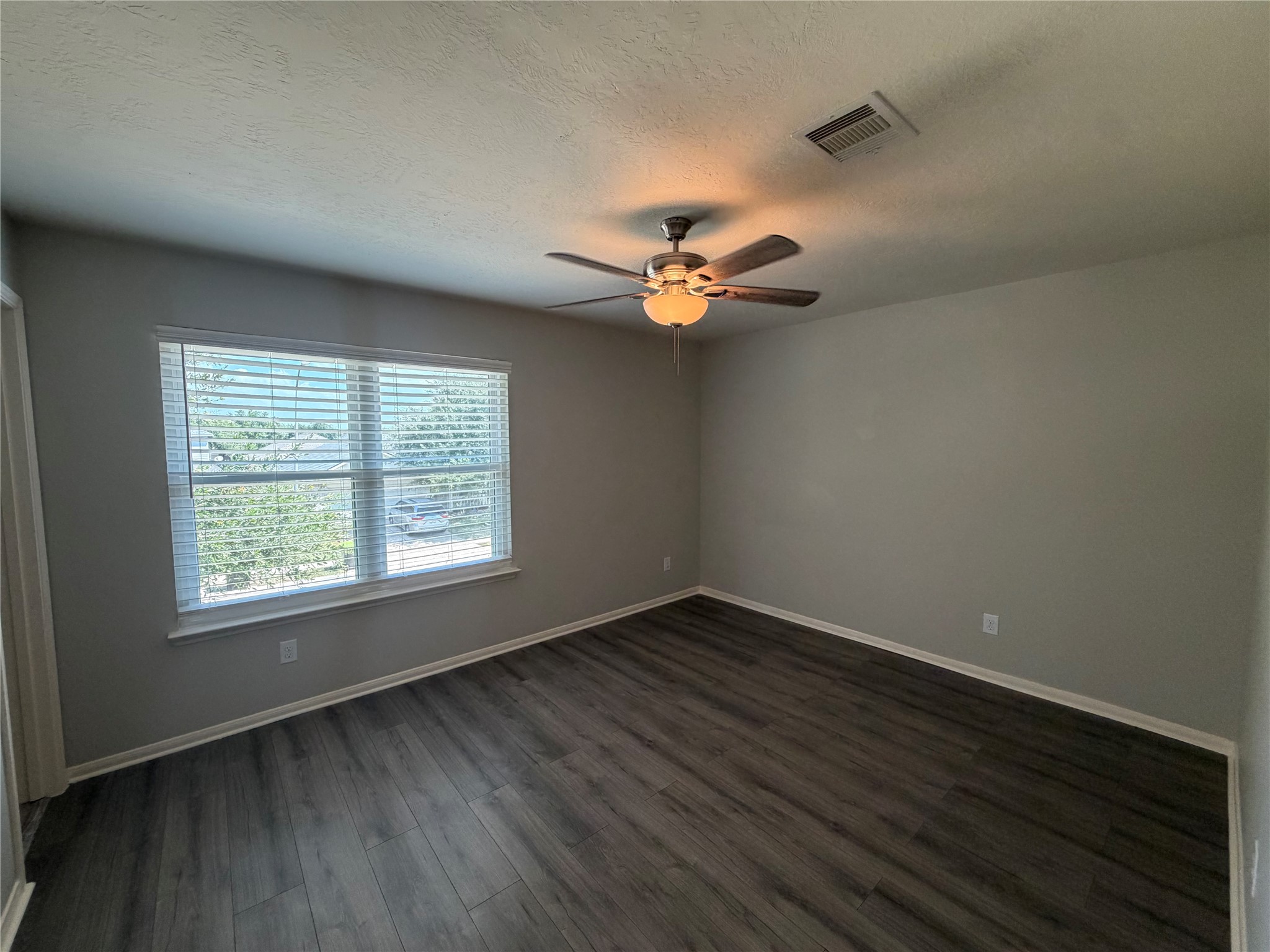 4123 Knollwick Court Property Photo 10