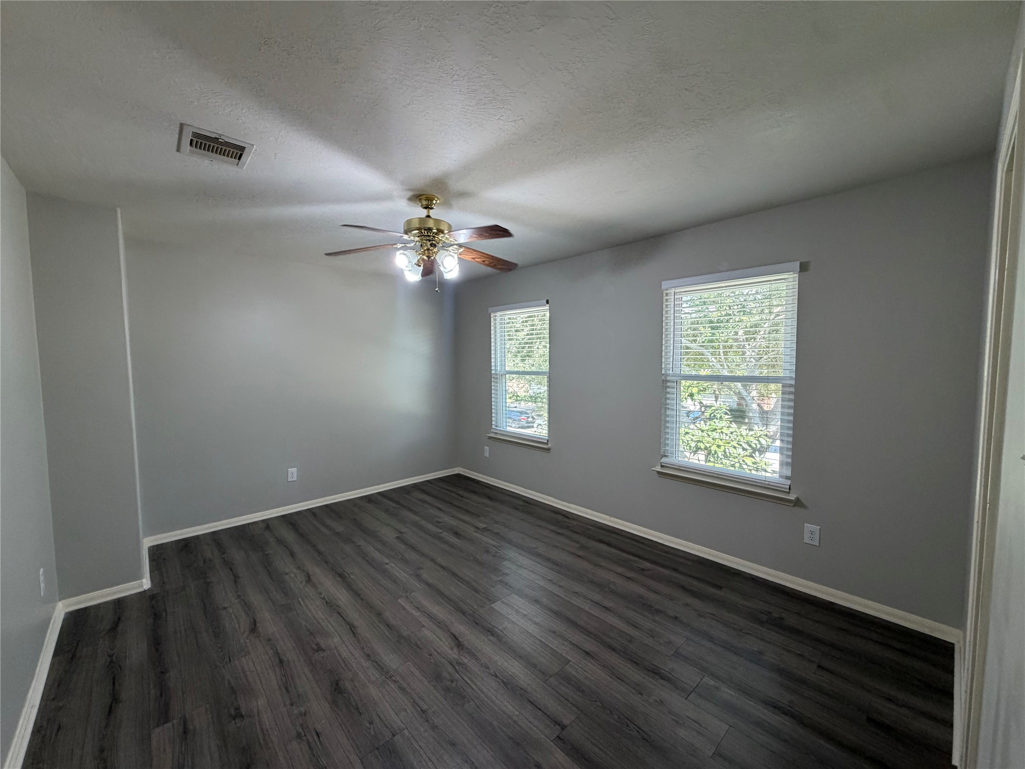 4123 Knollwick Court Property Photo 12