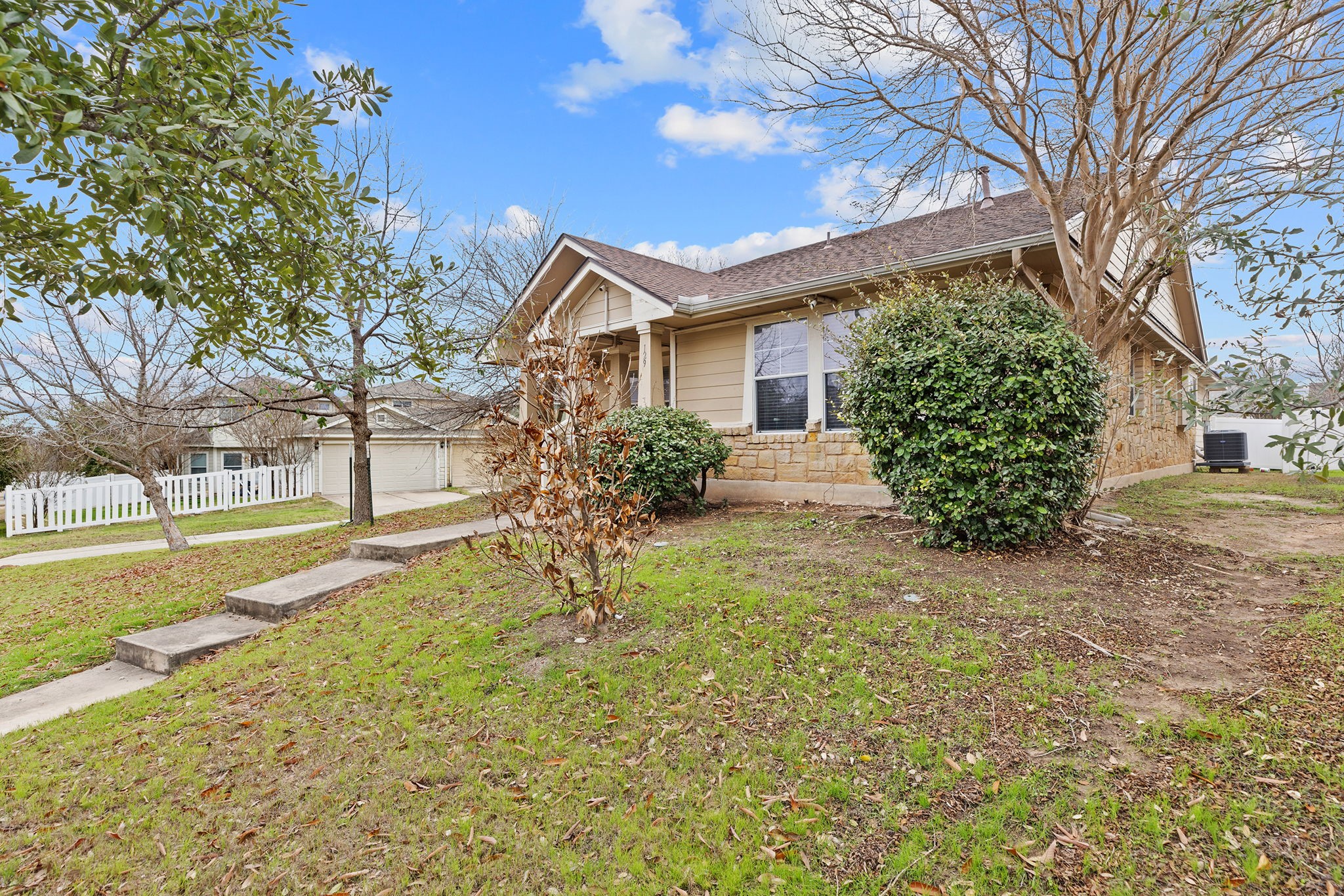 129 Lava Bed Drive Property Photo 3