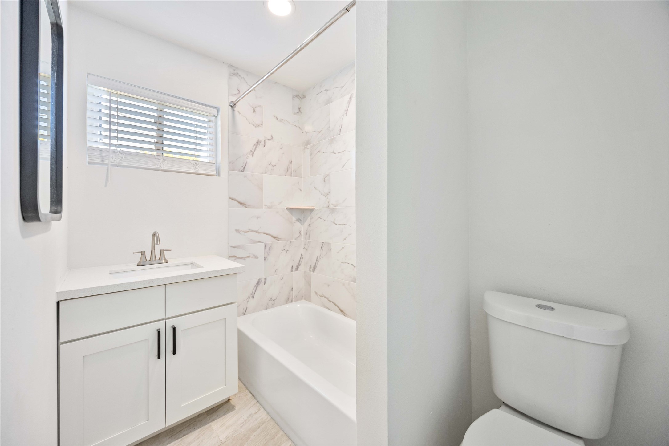 6811 Del Rio Street 2 Property Photo 14