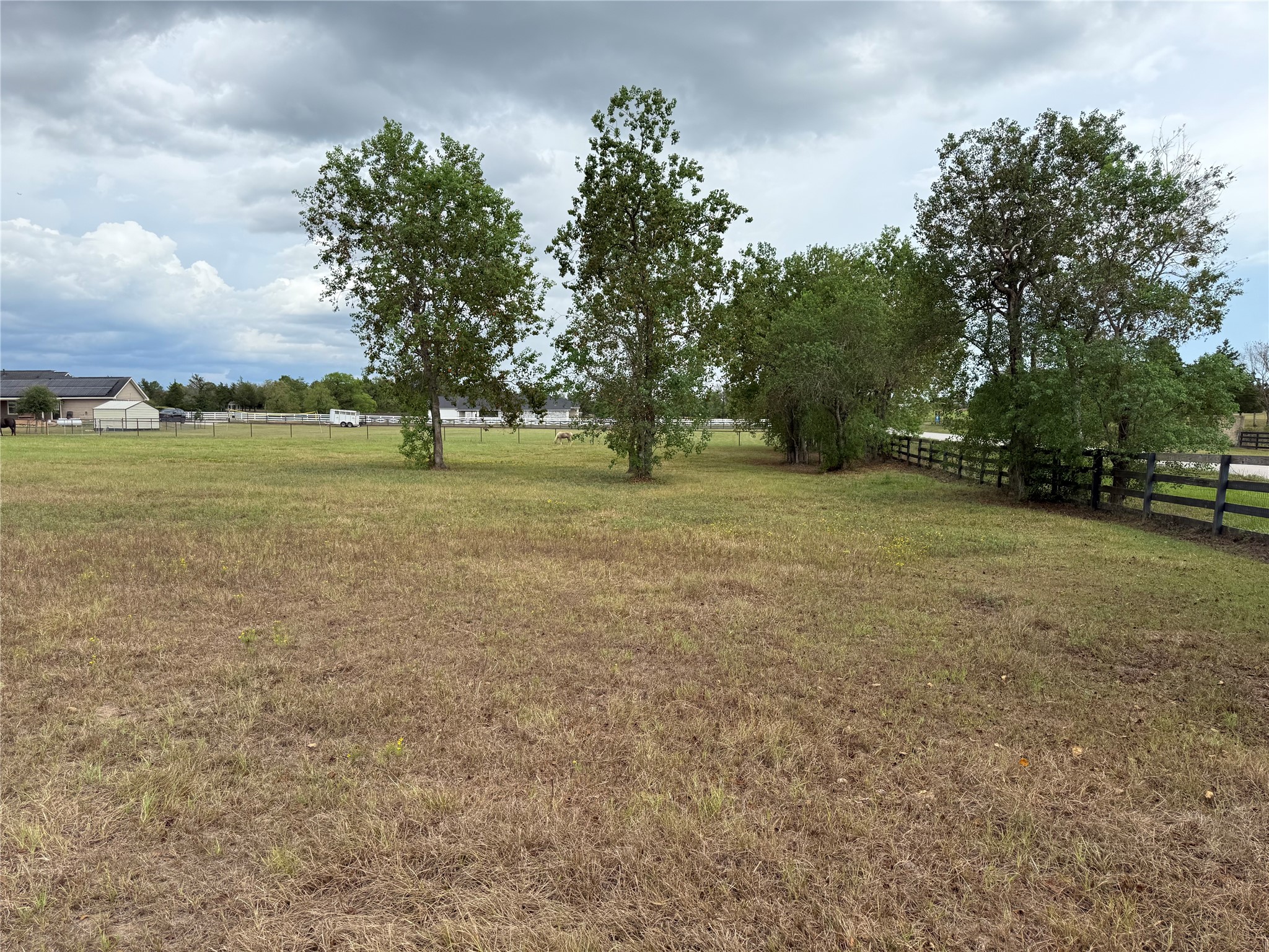 19975 Cochran Property Photo 5