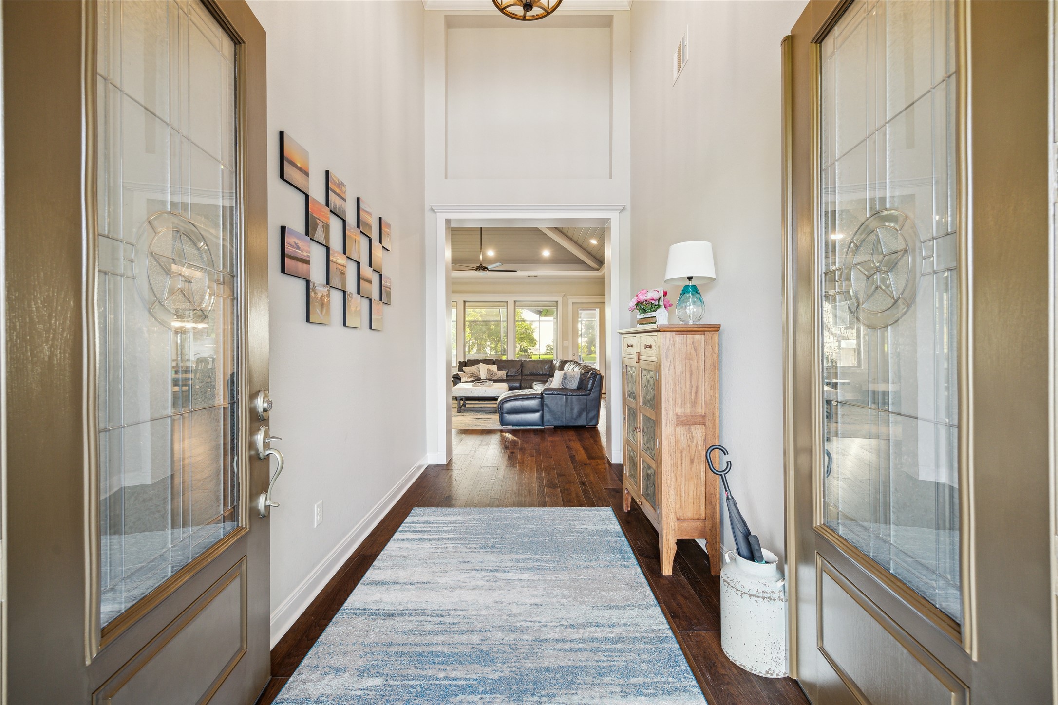 3848 S Main Street Property Photo 8