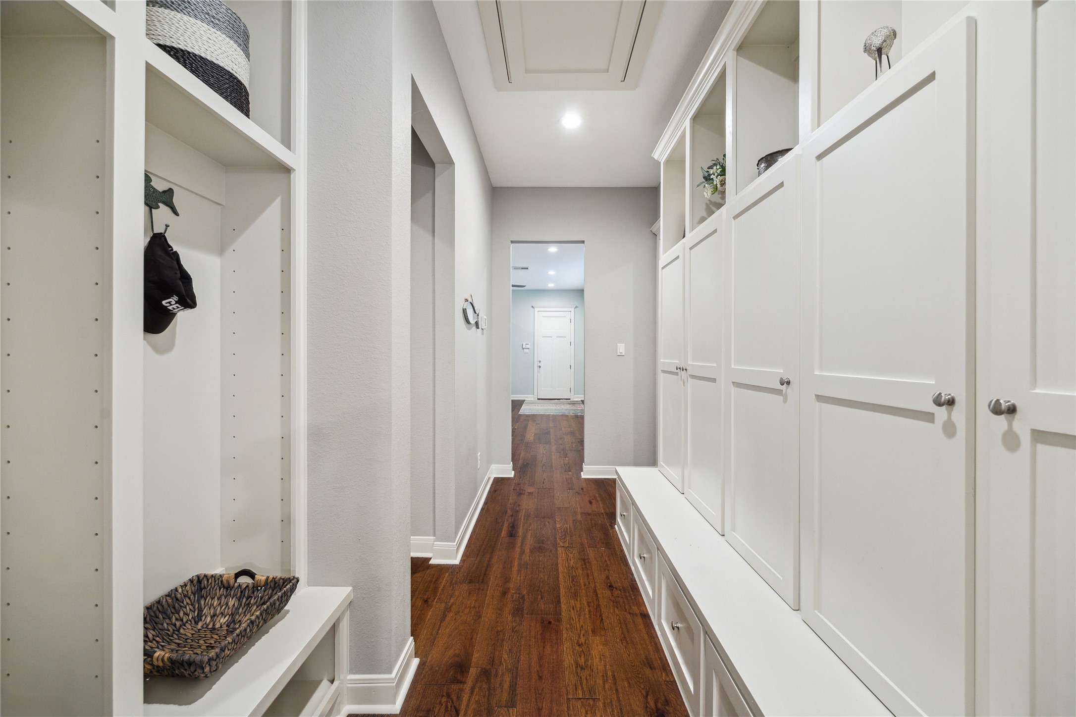 3848 S Main Street Property Photo 19