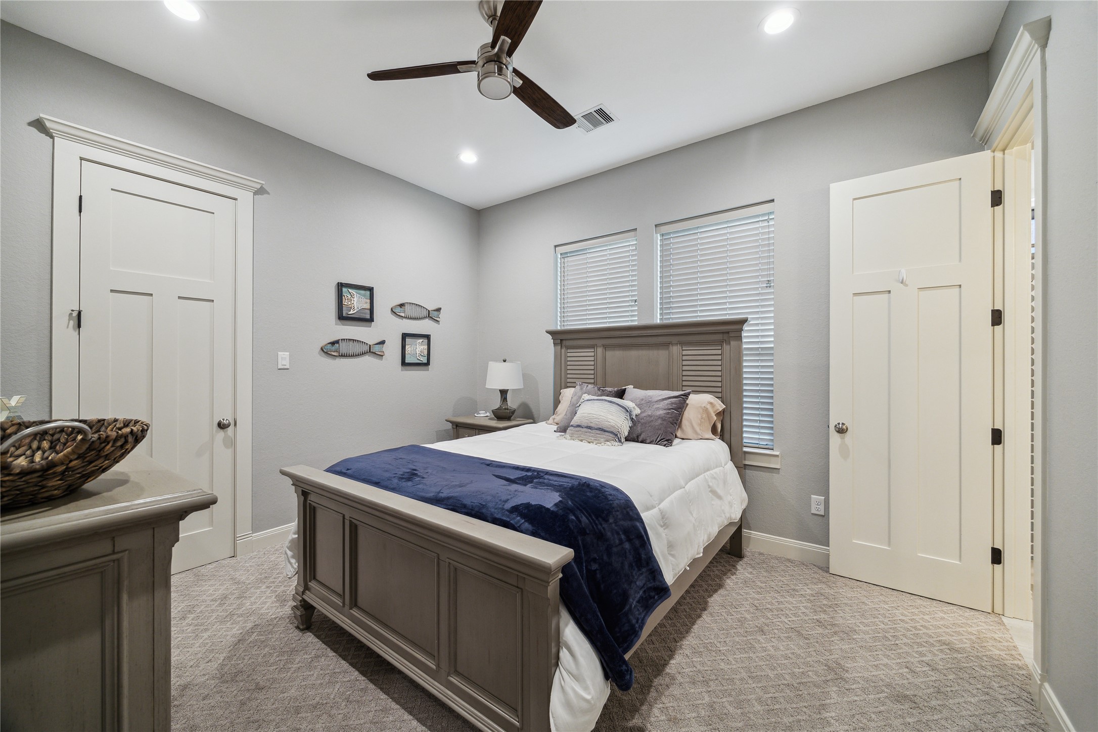 3848 S Main Street Property Photo 21