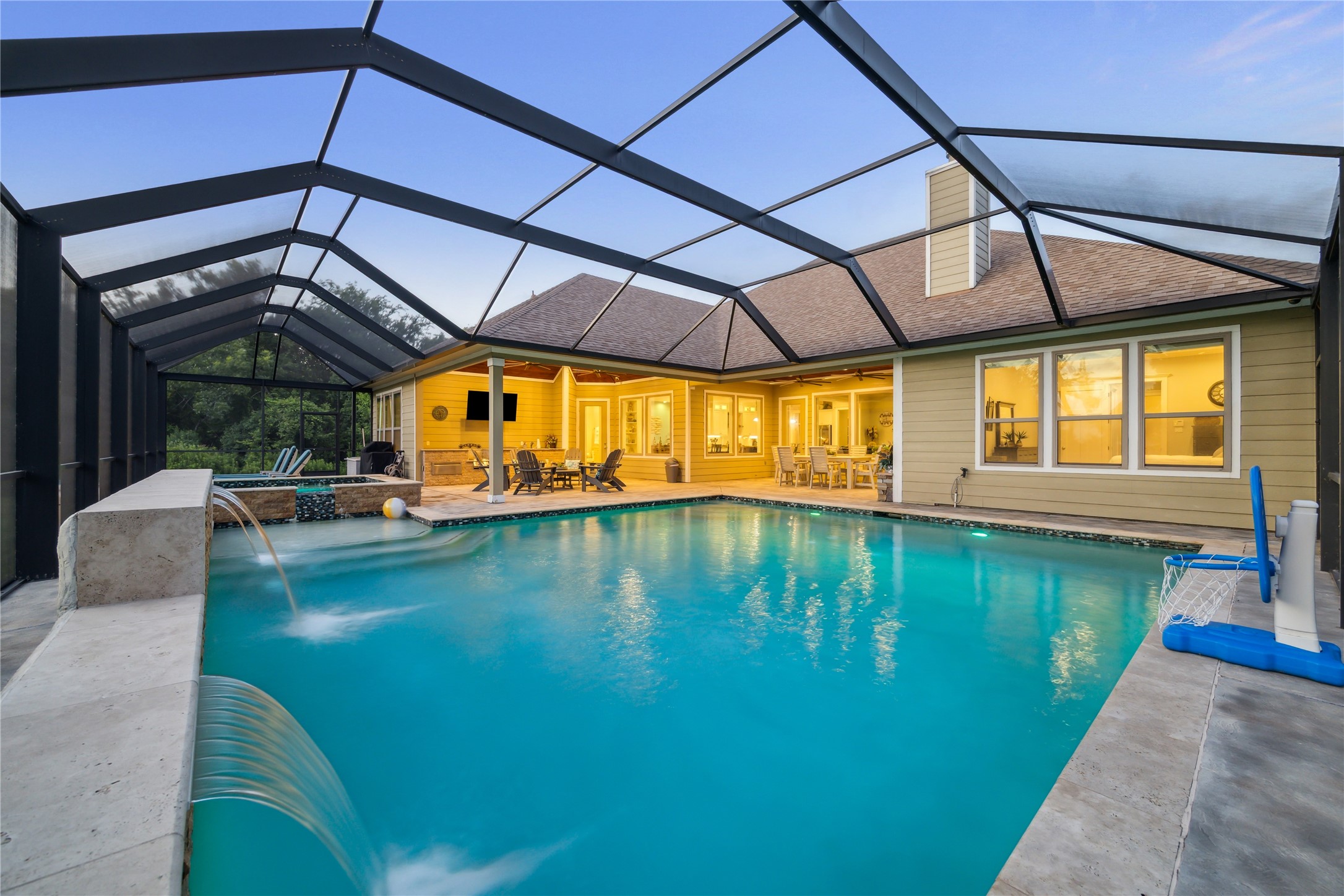 3848 S Main Street Property Photo 34