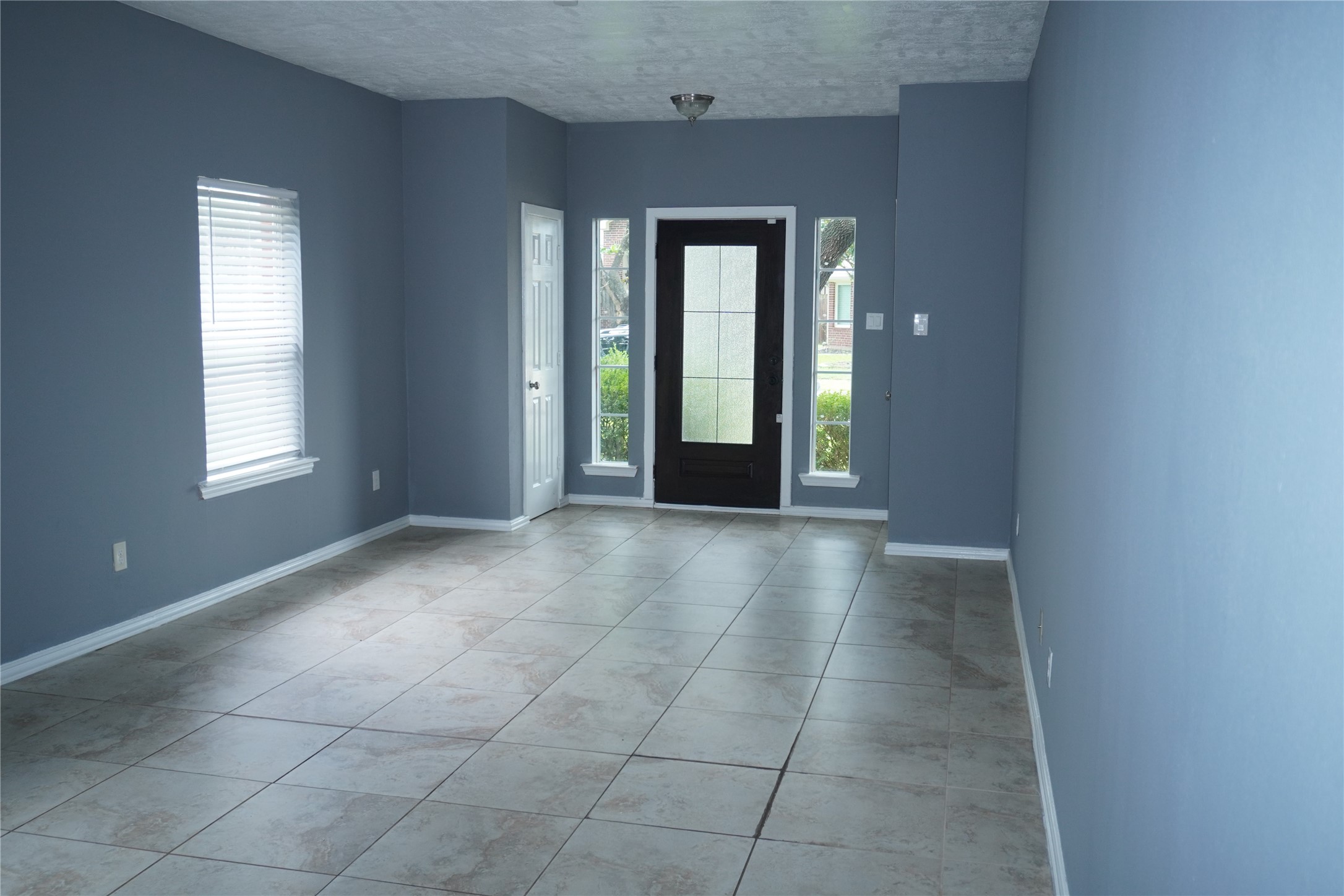 3352 Jan Court Property Photo 3