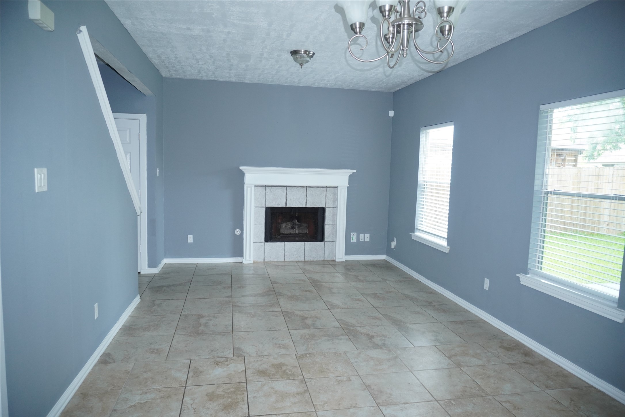 3352 Jan Court Property Photo 7