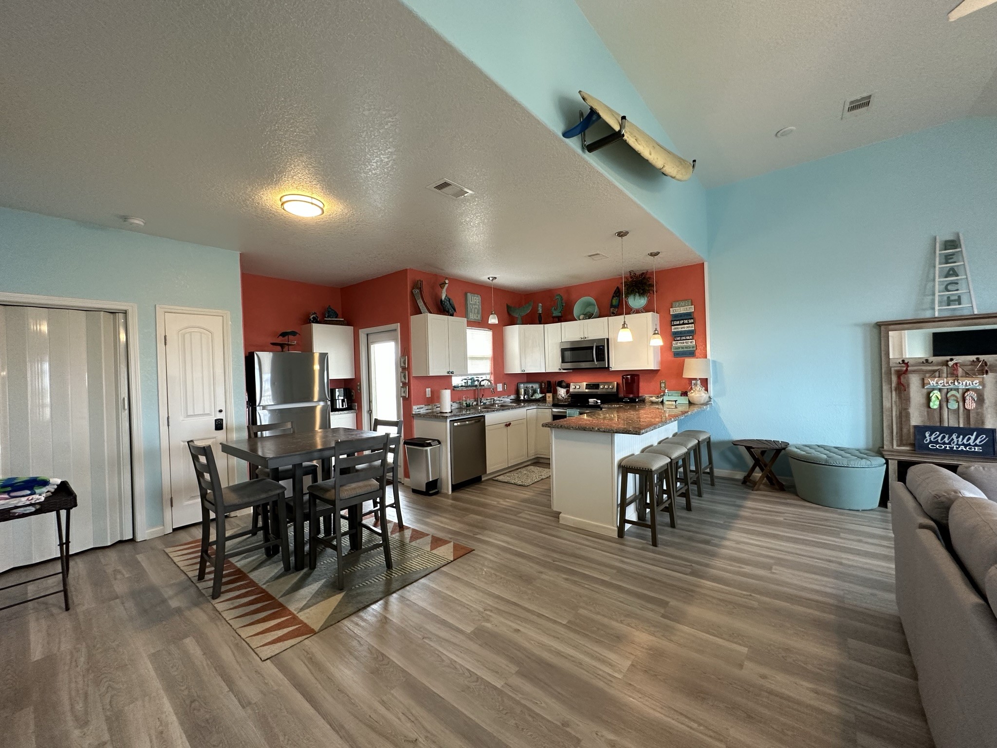 124 Howard Avenue D Property Photo 18